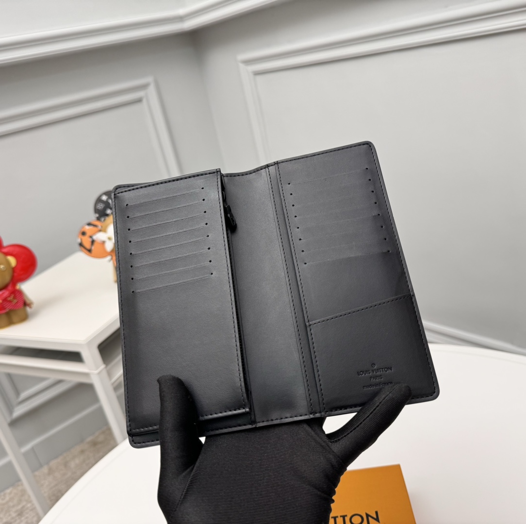 Louis Vuitton Basic Bag Cow Leather Black M-s