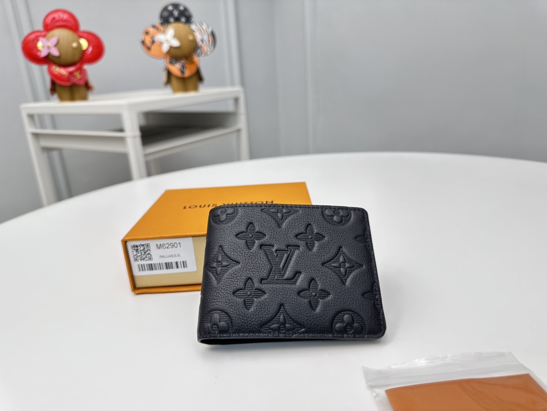 Louis Vuitton Basic Bag Cow Leather Black M-l-s