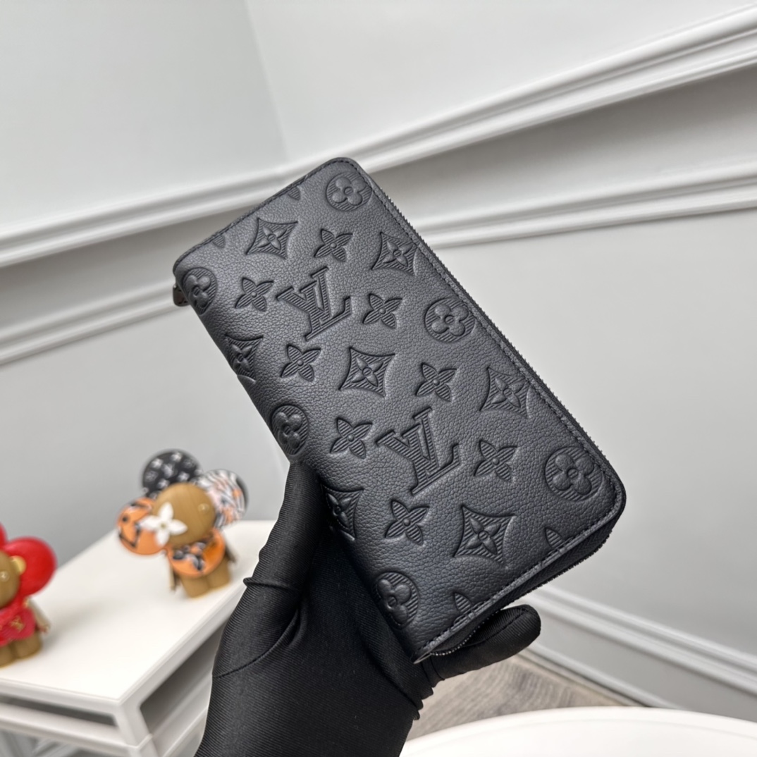 Louis Vuitton Basic Bag Cow Leather M-s