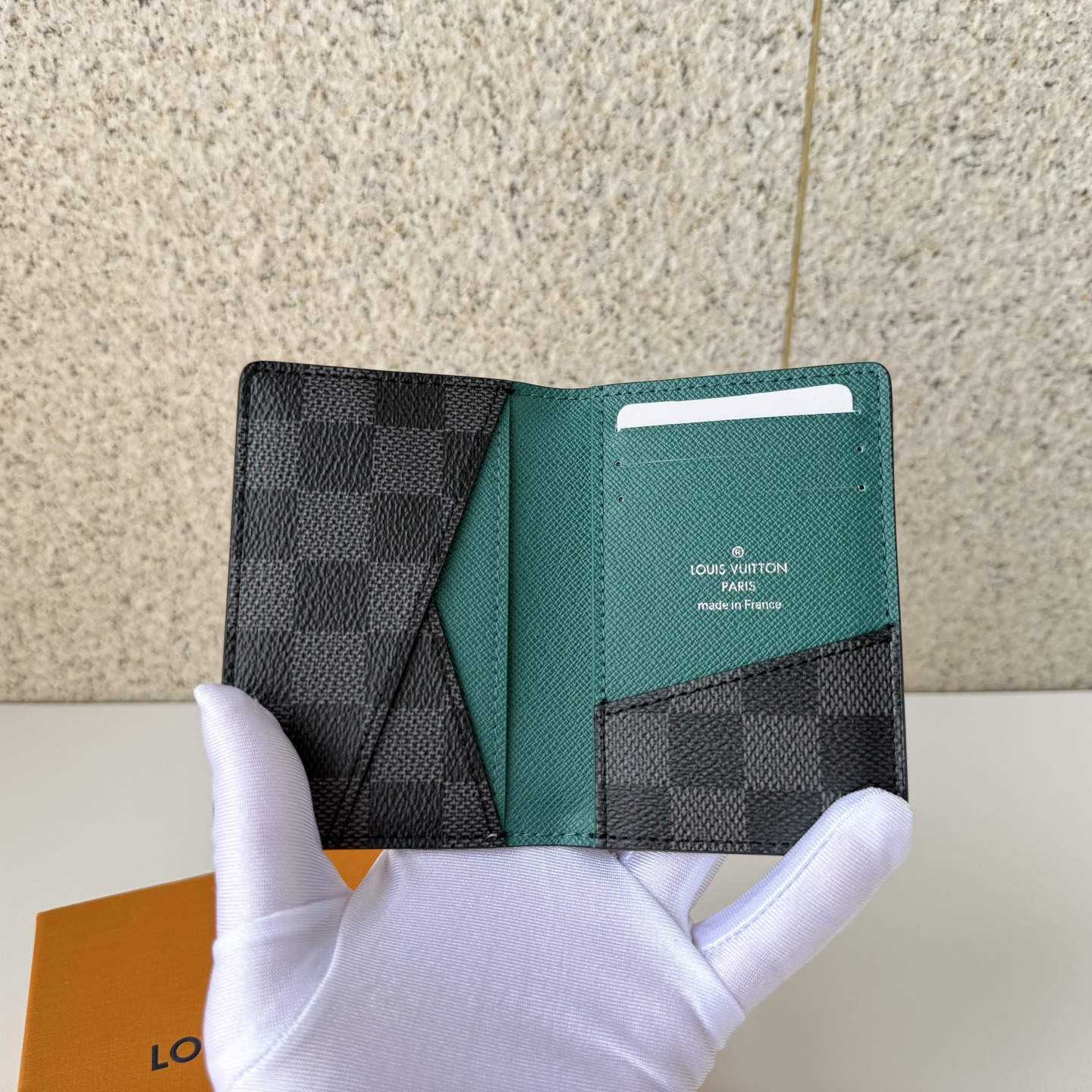 Louis Vuitton Basic Bag Cow Leather Black M