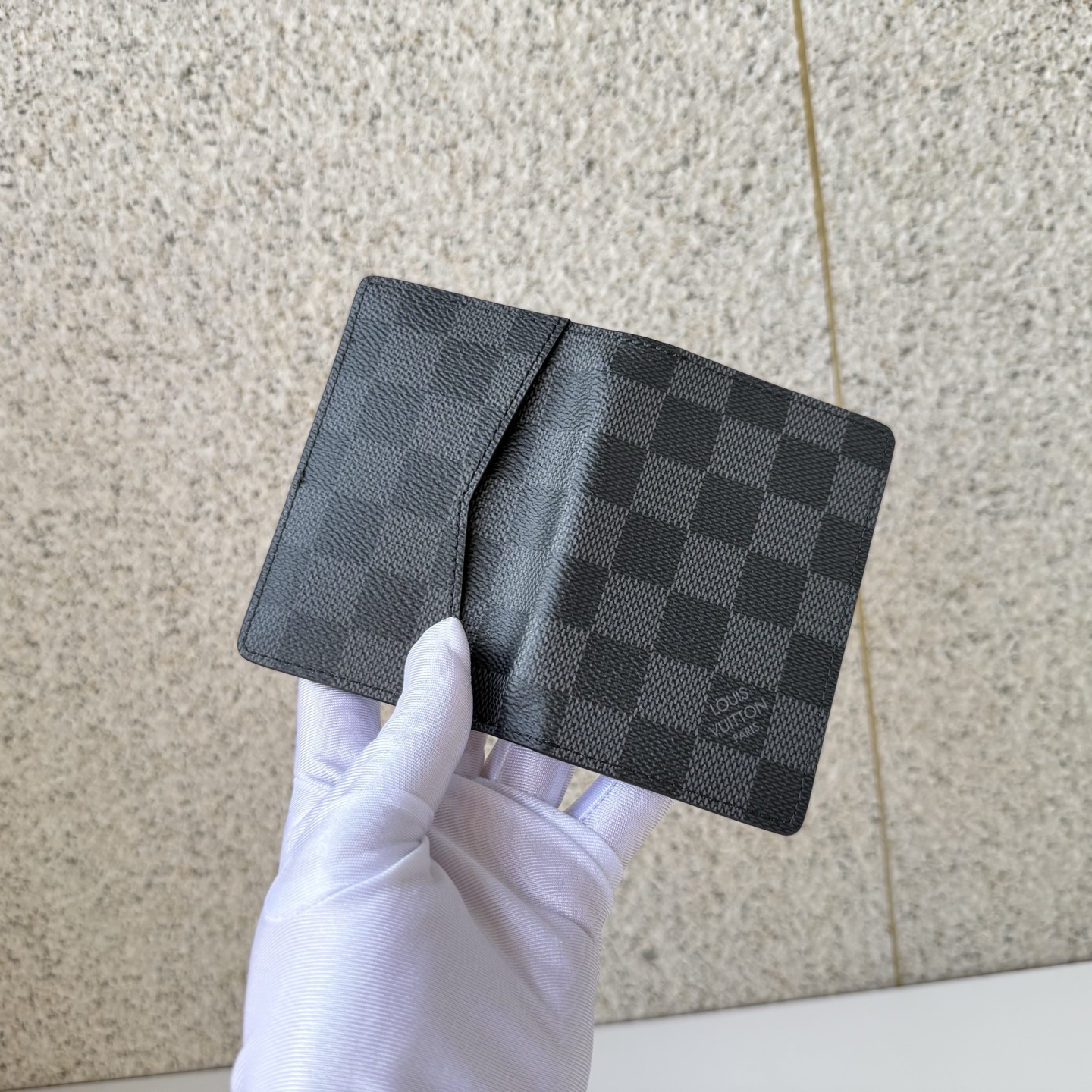 Louis Vuitton Basic Bag Cow Leather Black M