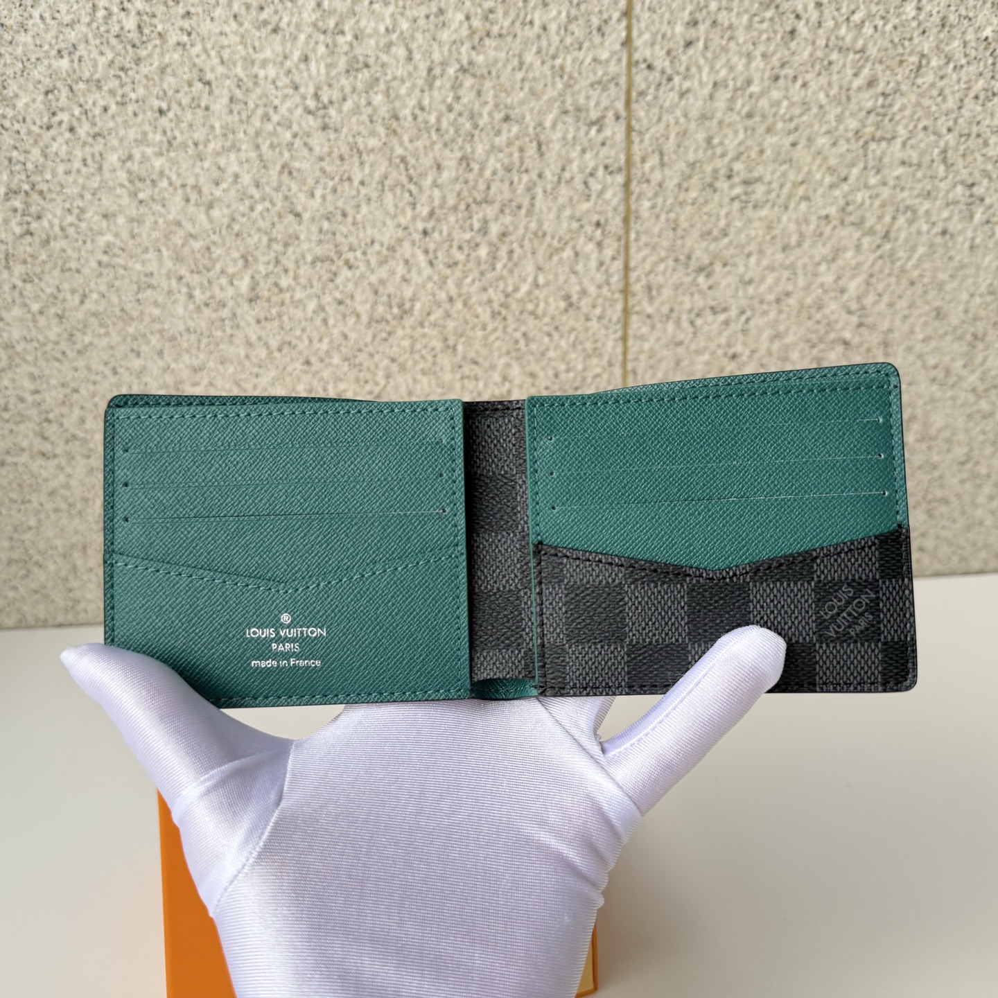 Louis Vuitton Basic Bag Cow Leather Green M-l-s