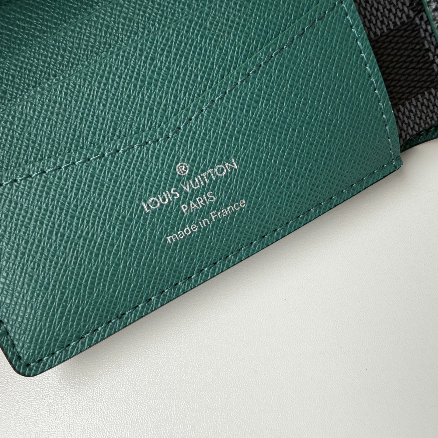 Louis Vuitton Basic Bag Cow Leather Green M-l-s