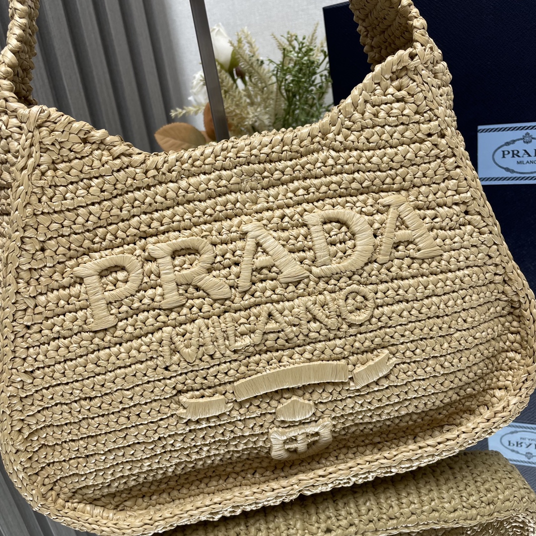 Prada Basic Bag M