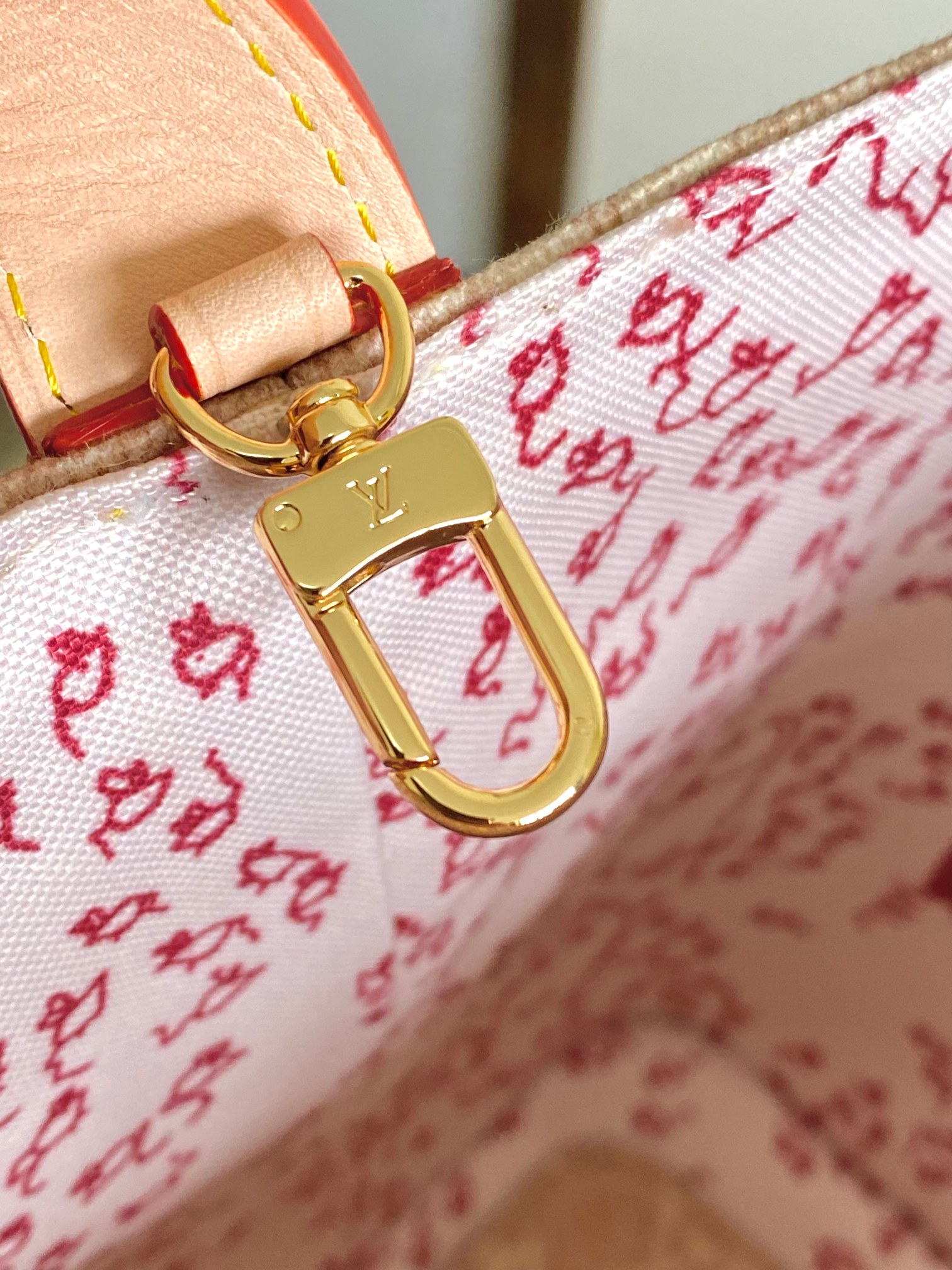 Louis Vuitton Basic Bag Cow Leather M-l-s