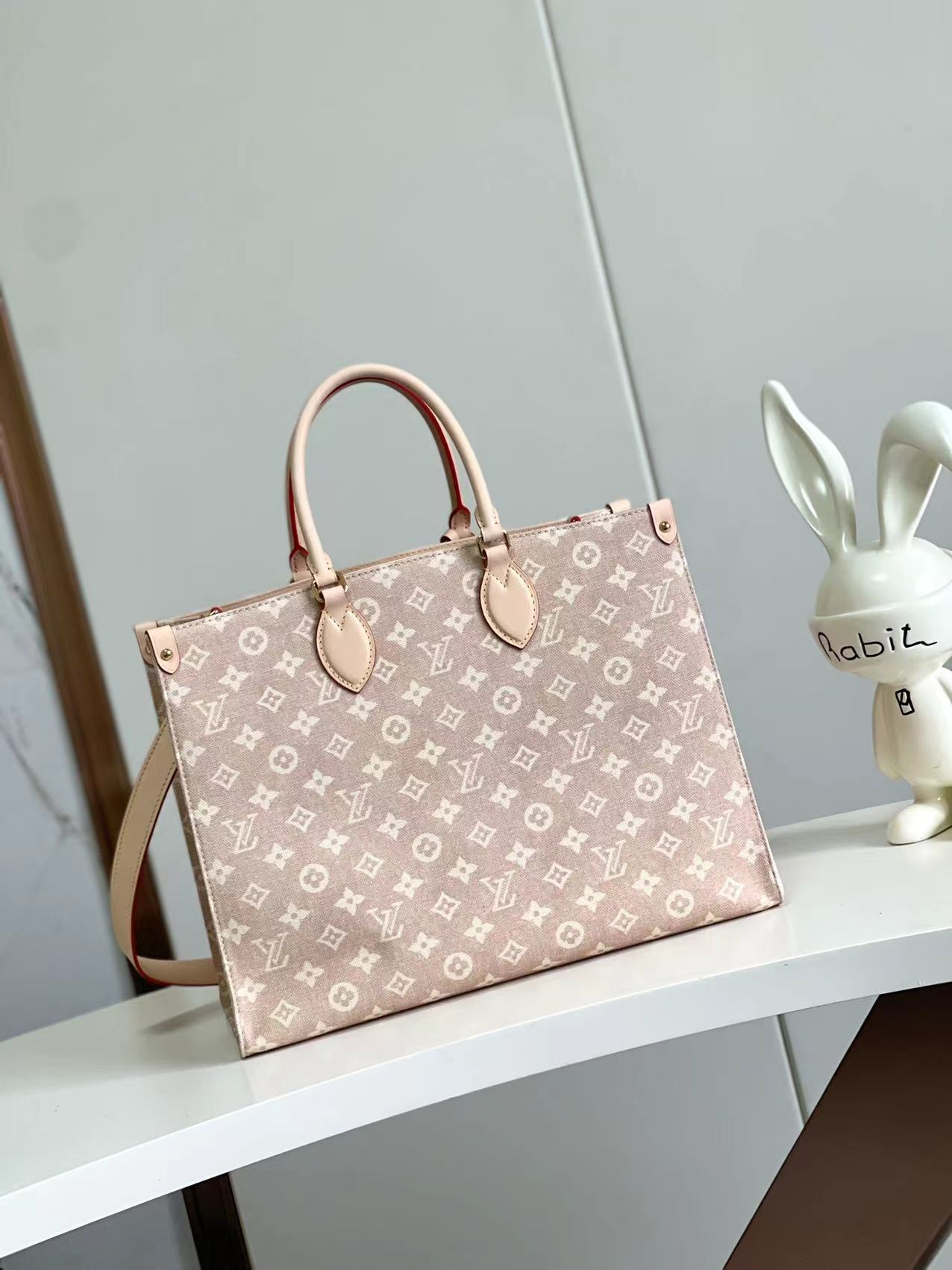 Louis Vuitton Basic Bag Canvas M-s