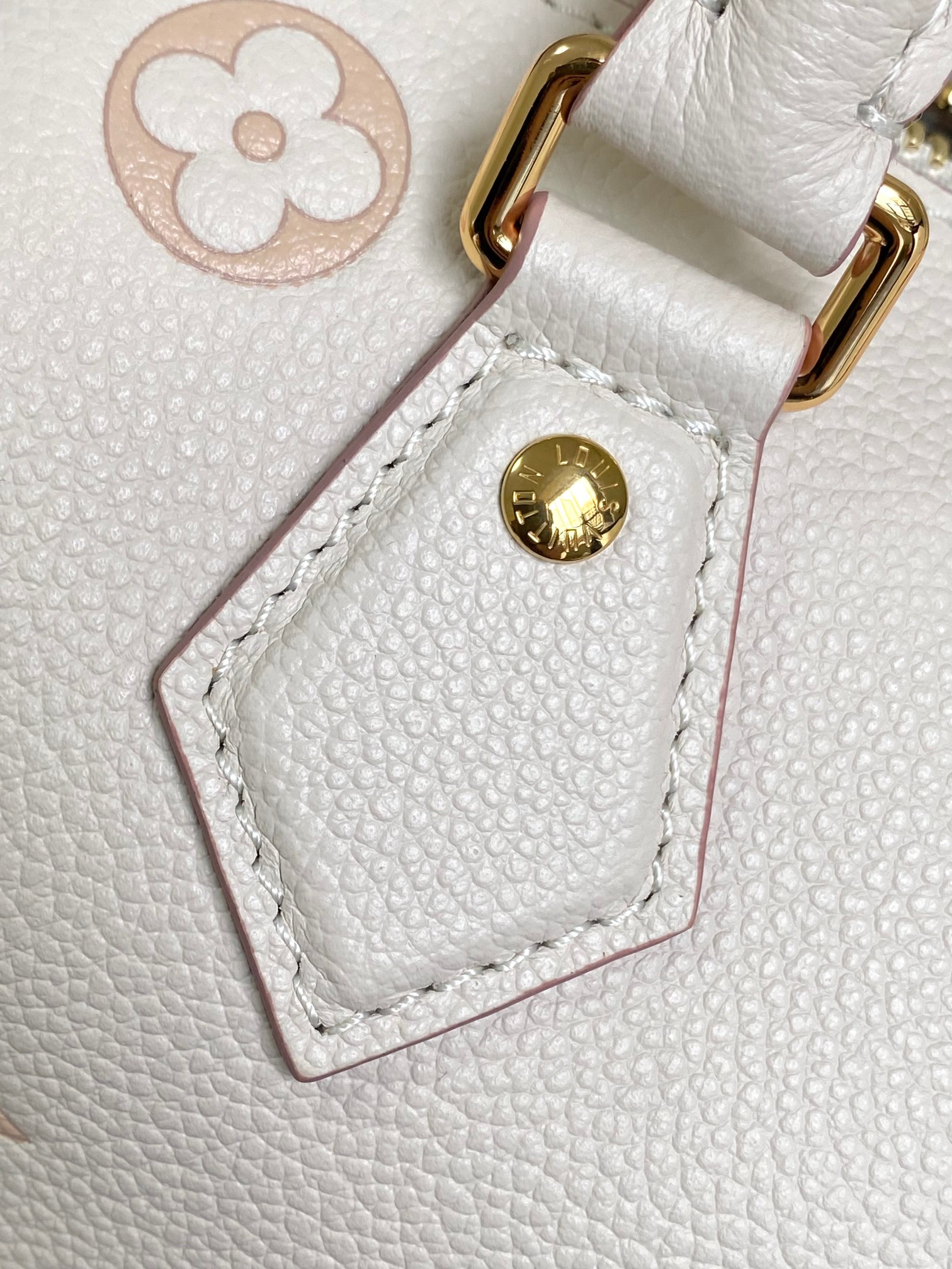 Louis Vuitton Basic Bag M-l-s