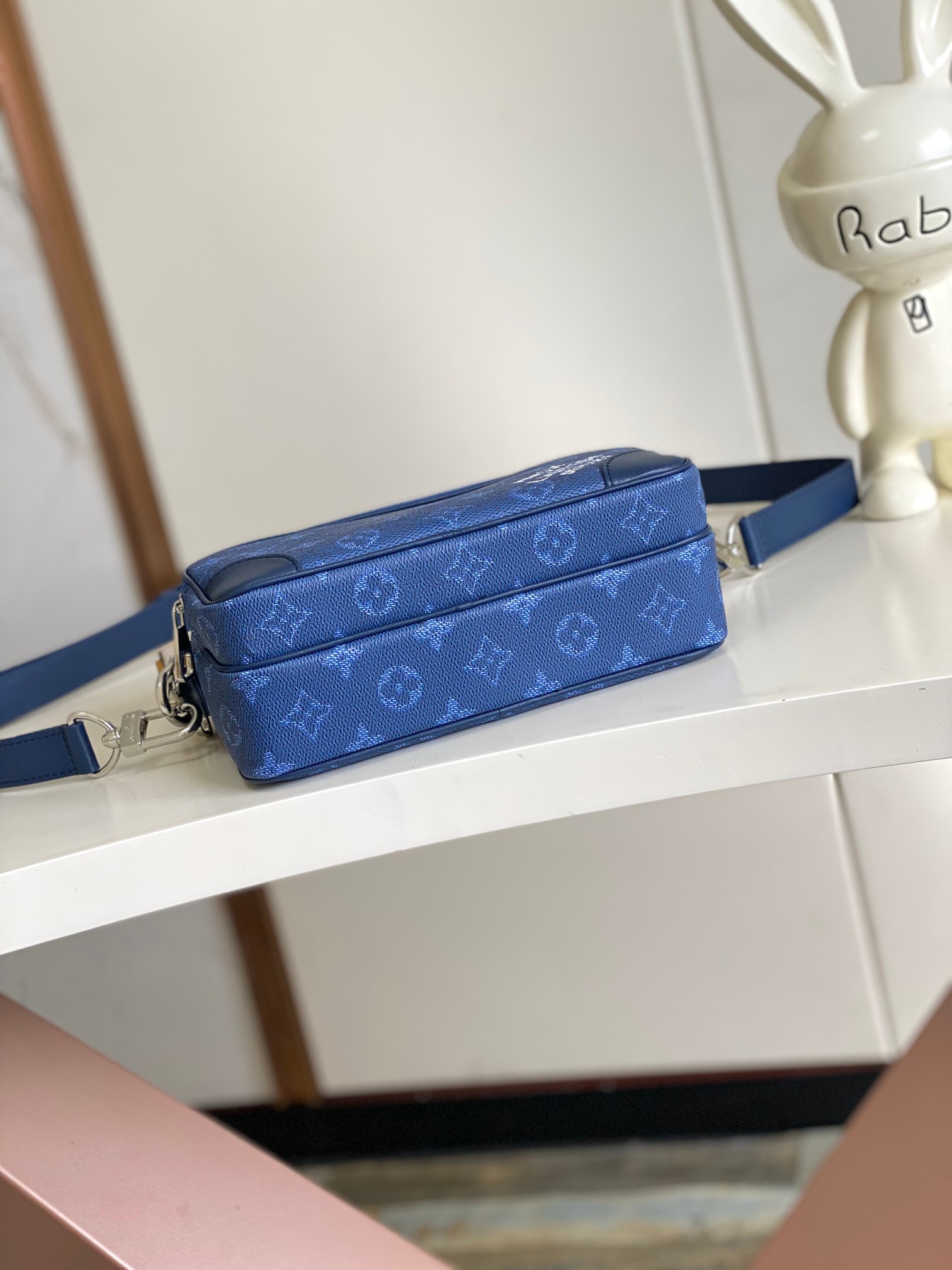 Louis Vuitton Messenger Bag Canvas Blue M-l-s