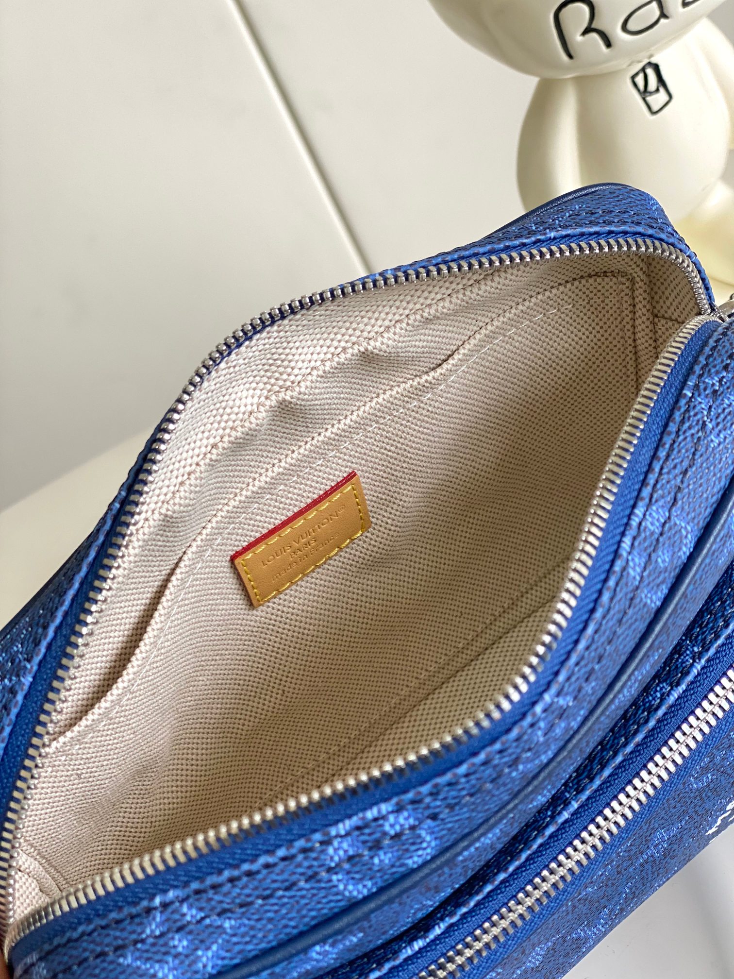 Louis Vuitton Messenger Bag Canvas Blue M-l-s