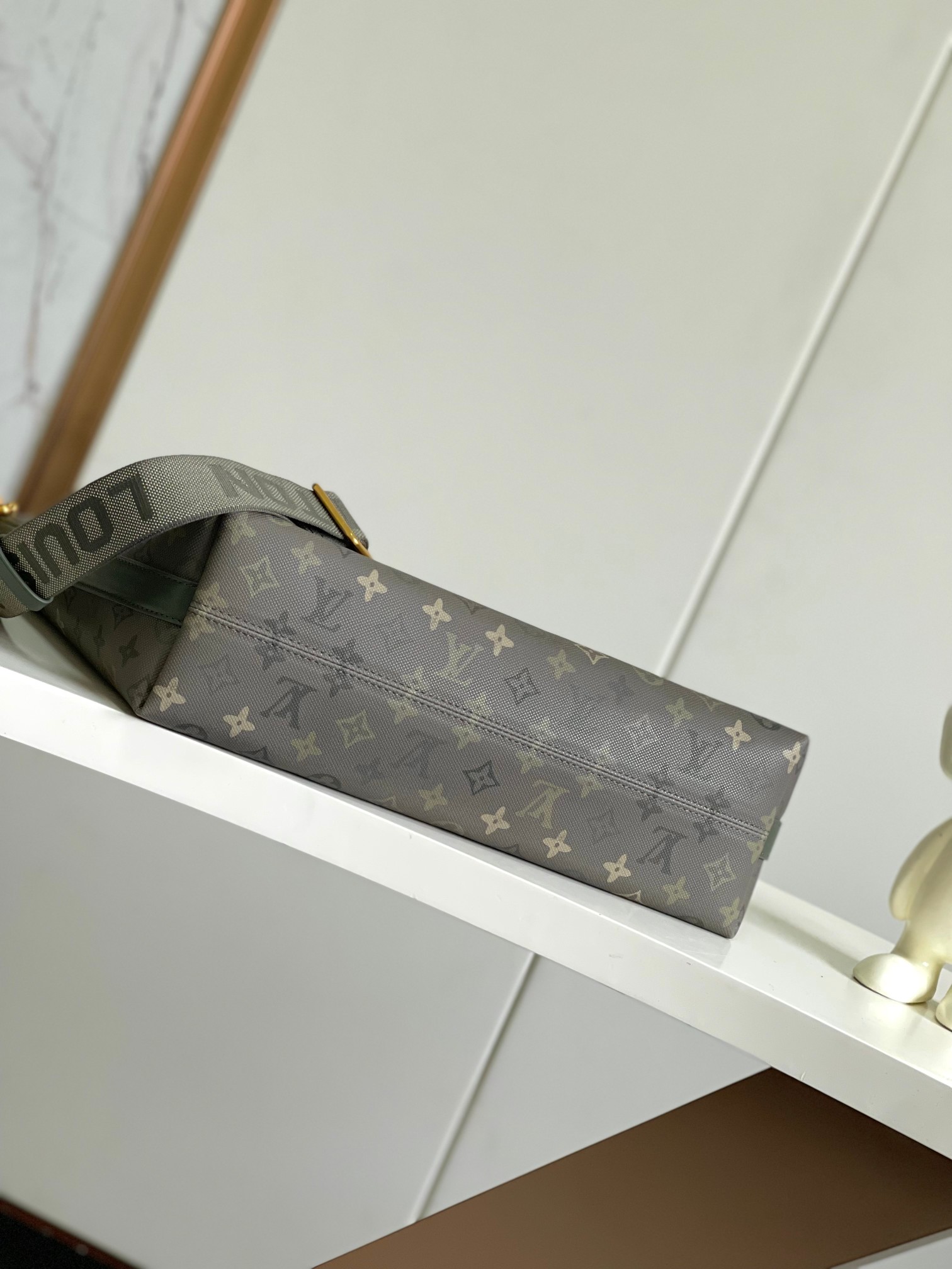 Louis Vuitton Basic Bag Canvas Green 12cm-m-l-s