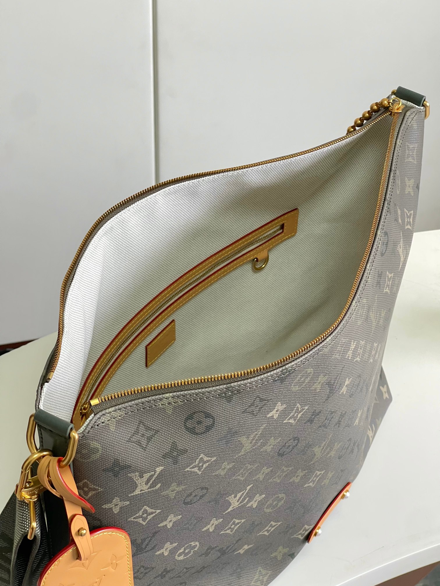 Louis Vuitton Basic Bag Canvas Green 12cm-m-l-s