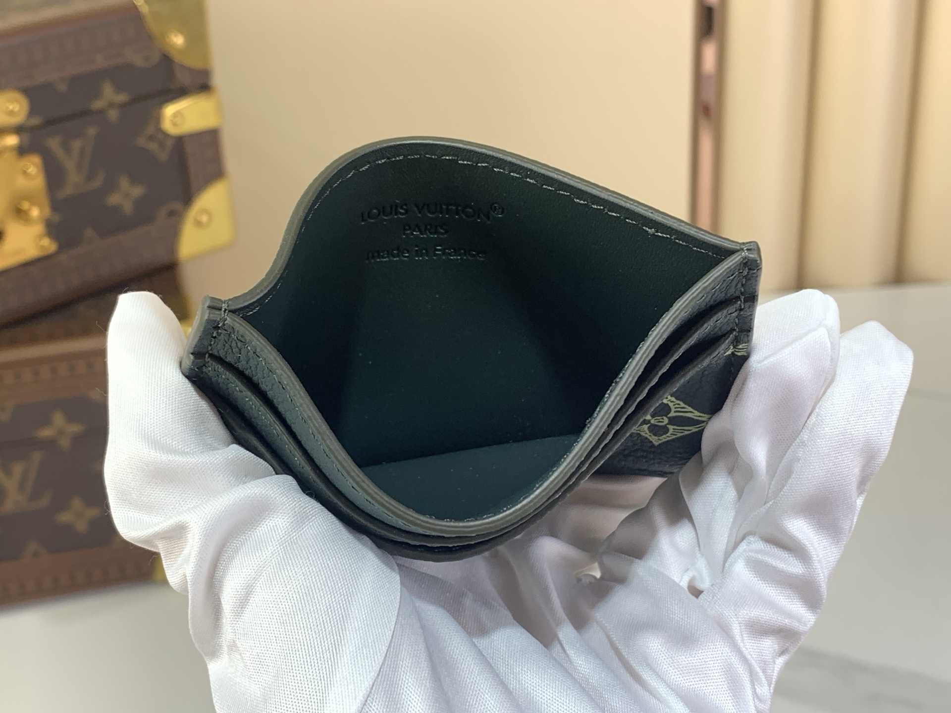 Louis Vuitton Basic Bag Cow Leather Green M-s