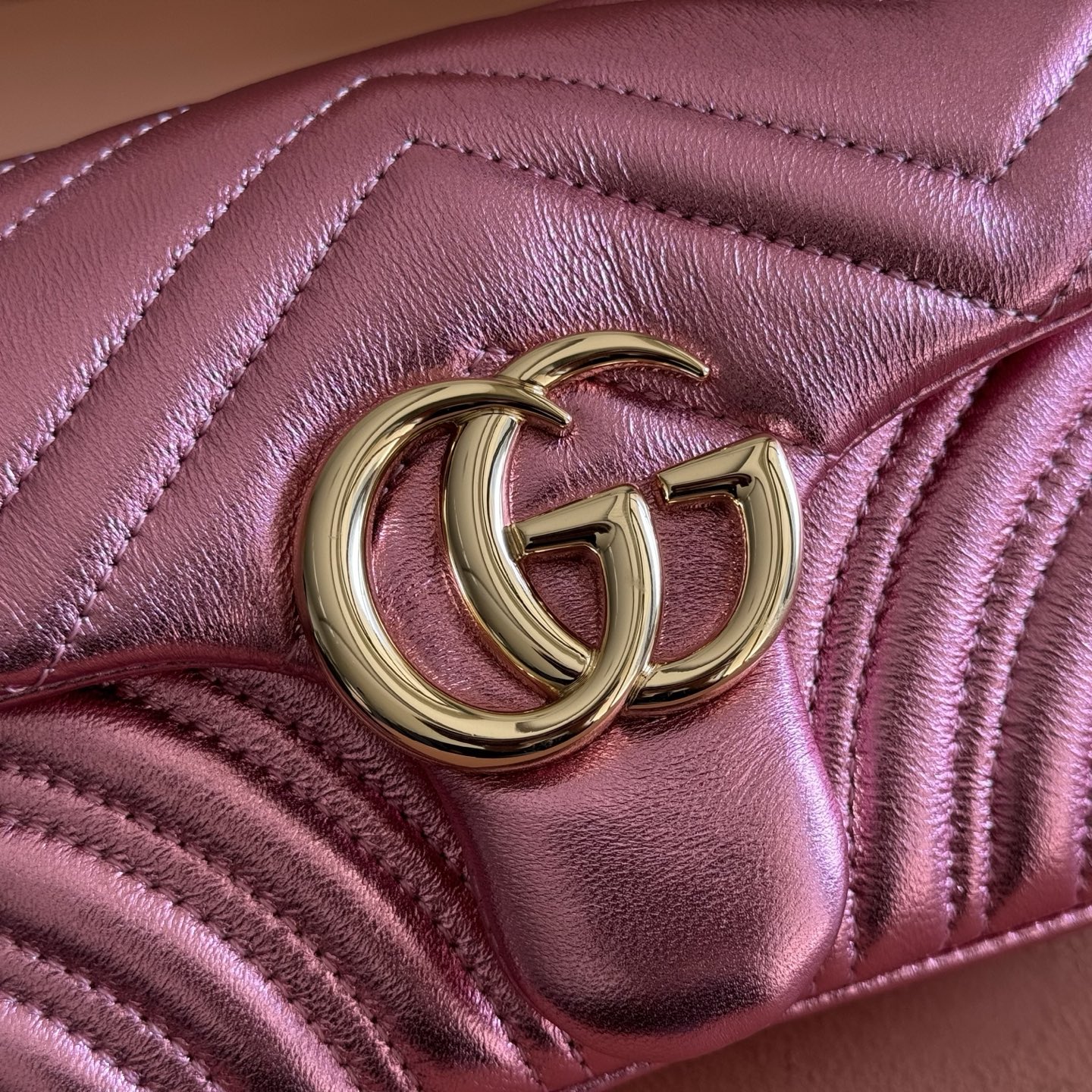 Gucci Shoulder Bag Sheepskin Silver M