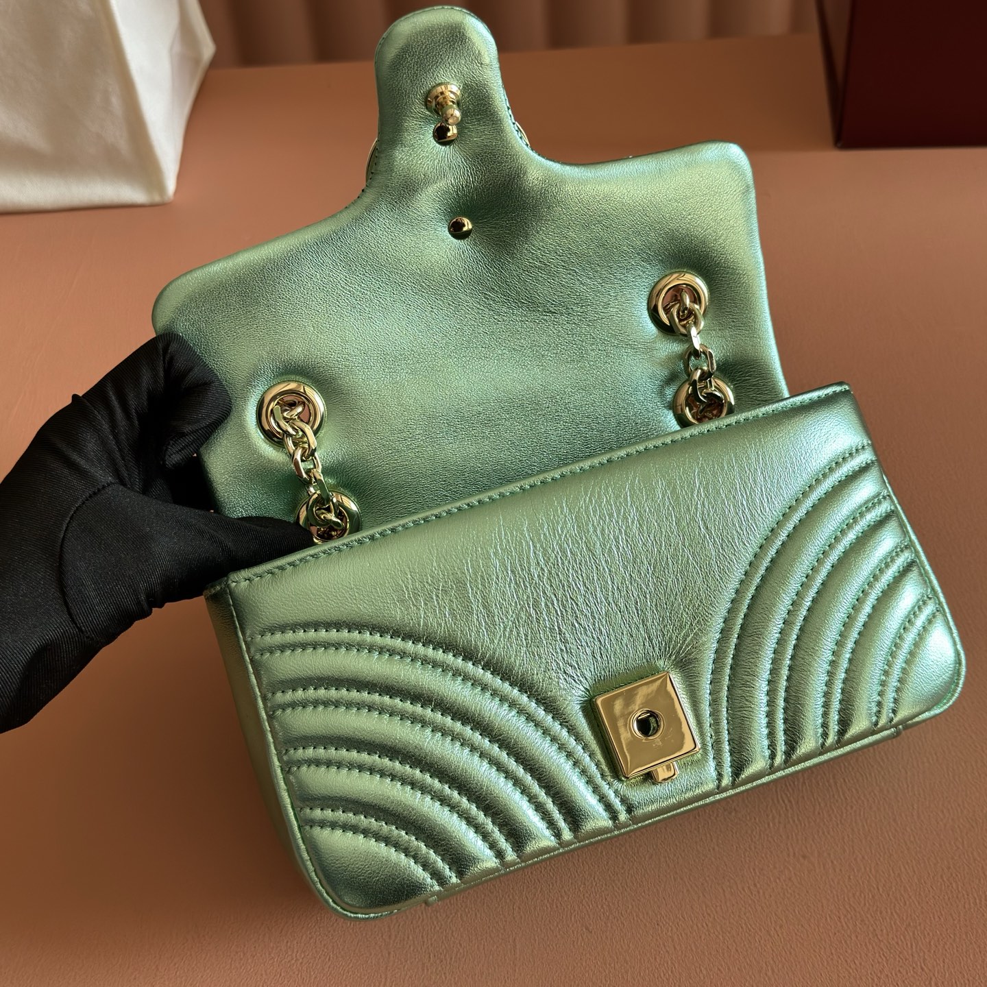 Gucci Shoulder Bag Sheepskin Silver M