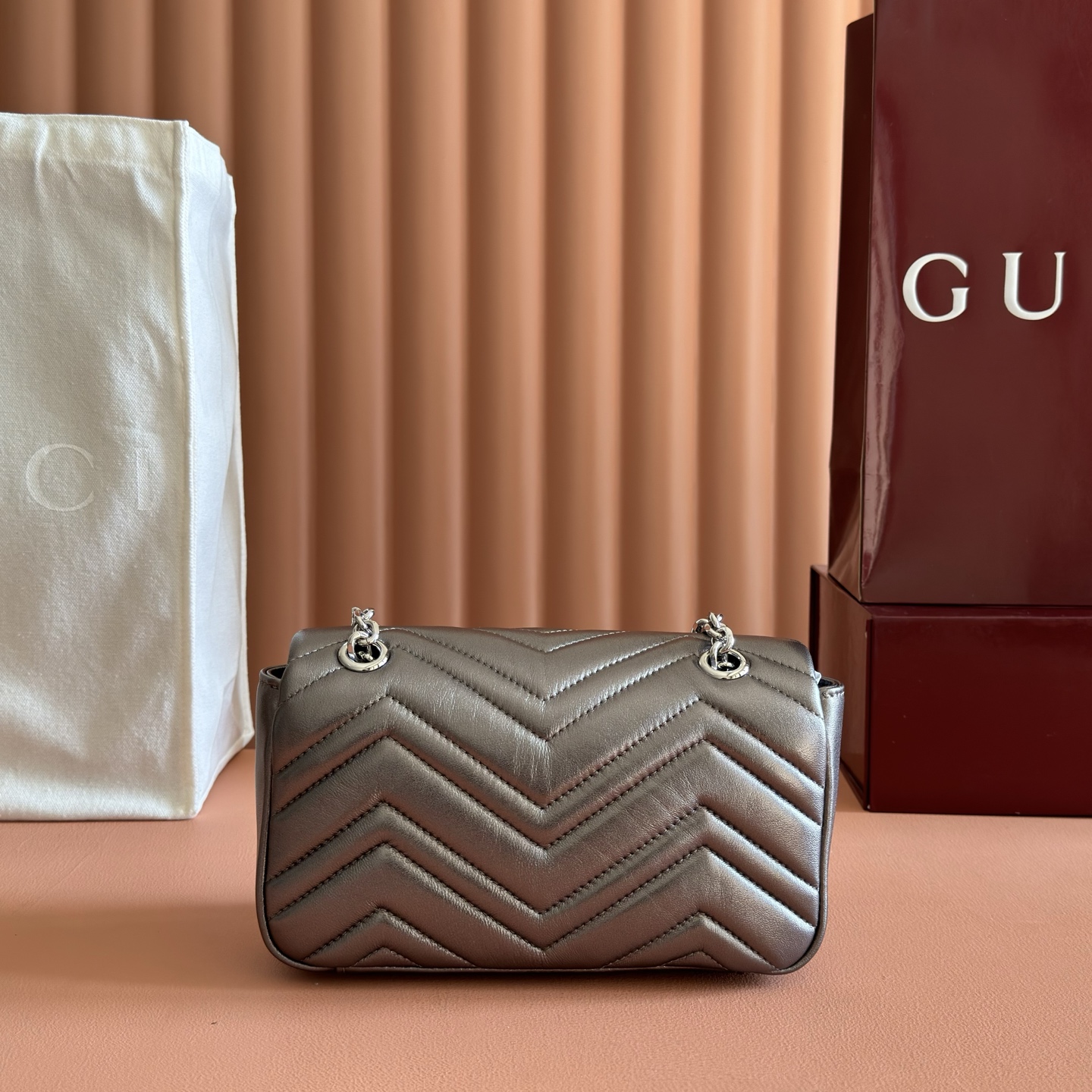 Gucci Shoulder Bag Sheepskin Silver M