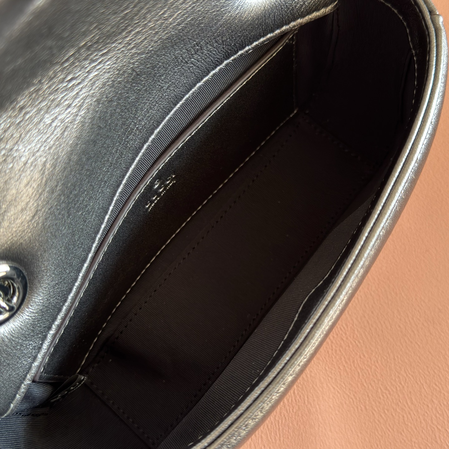 Gucci Shoulder Bag Sheepskin Silver M