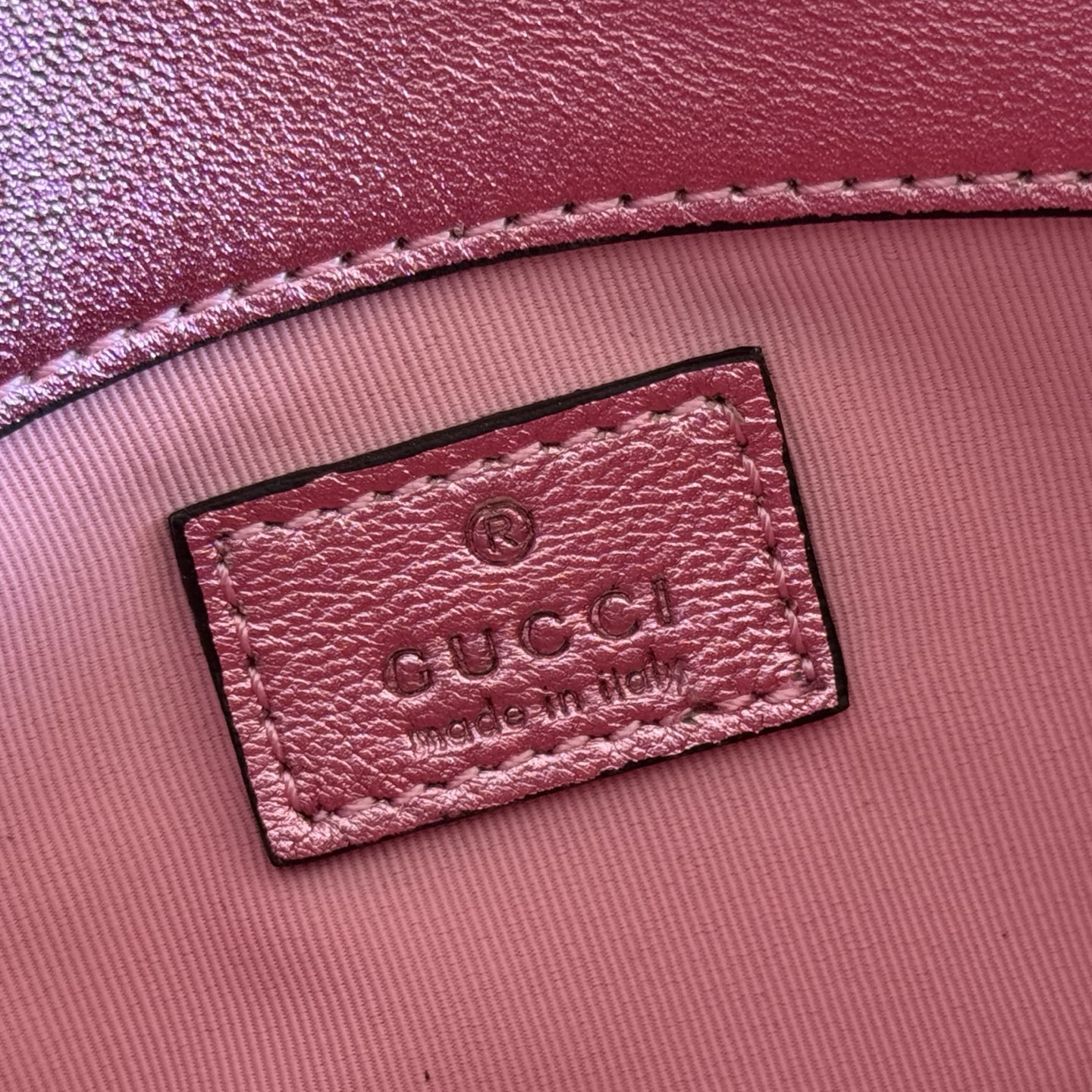 Gucci Basic Bag Sheepskin Silver M-l-s