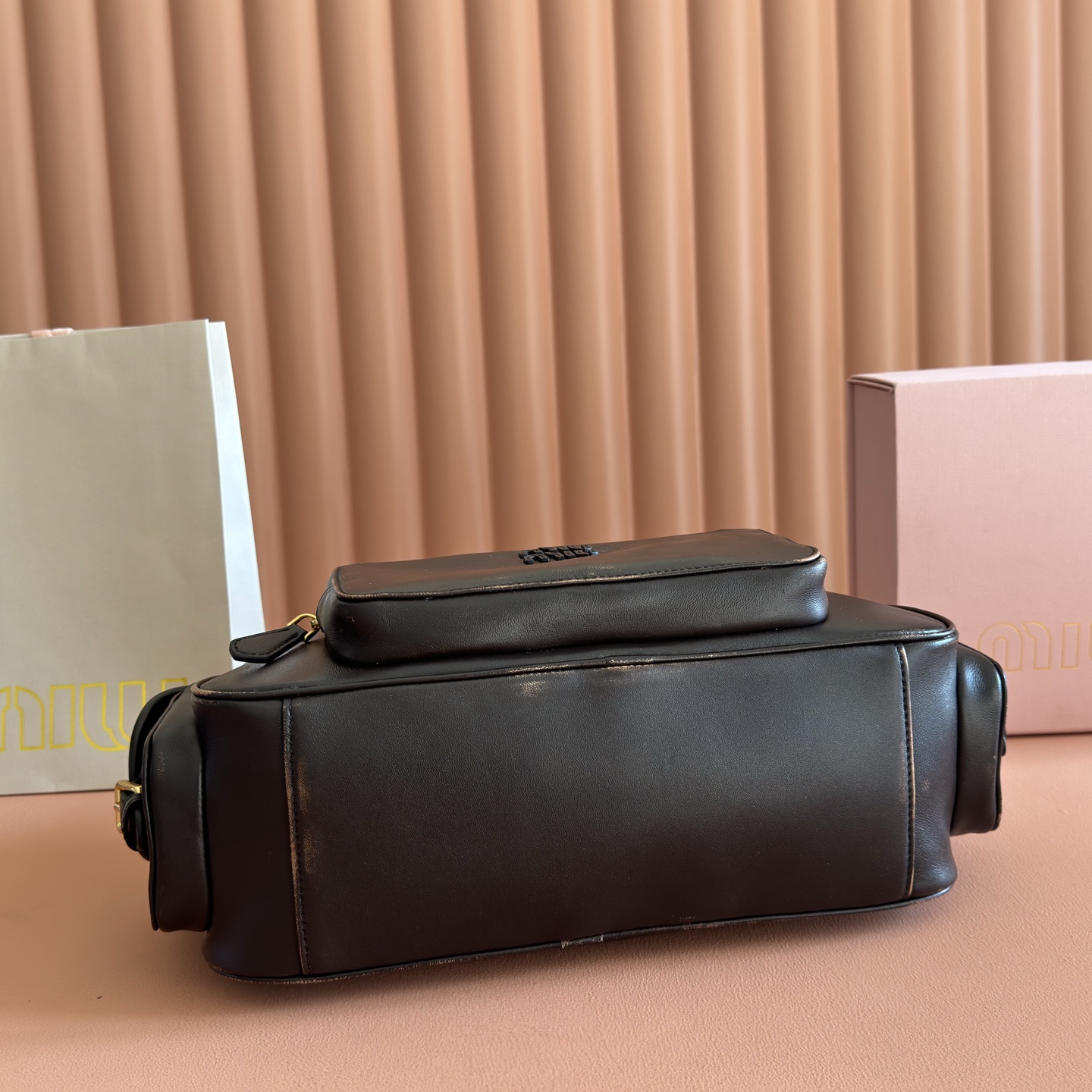 Miu Miu Basic Bag Sheepskin M