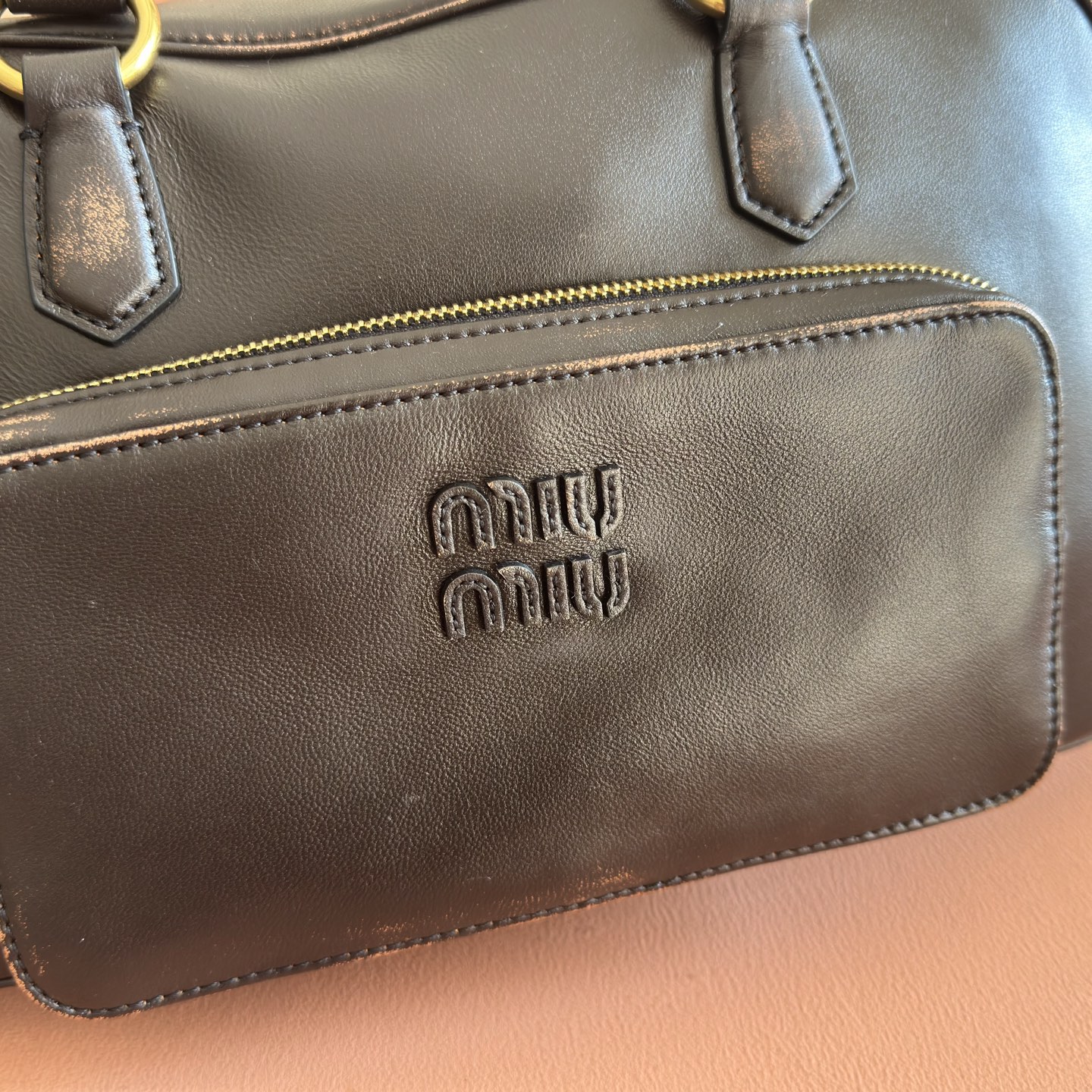 Miu Miu Basic Bag Sheepskin M