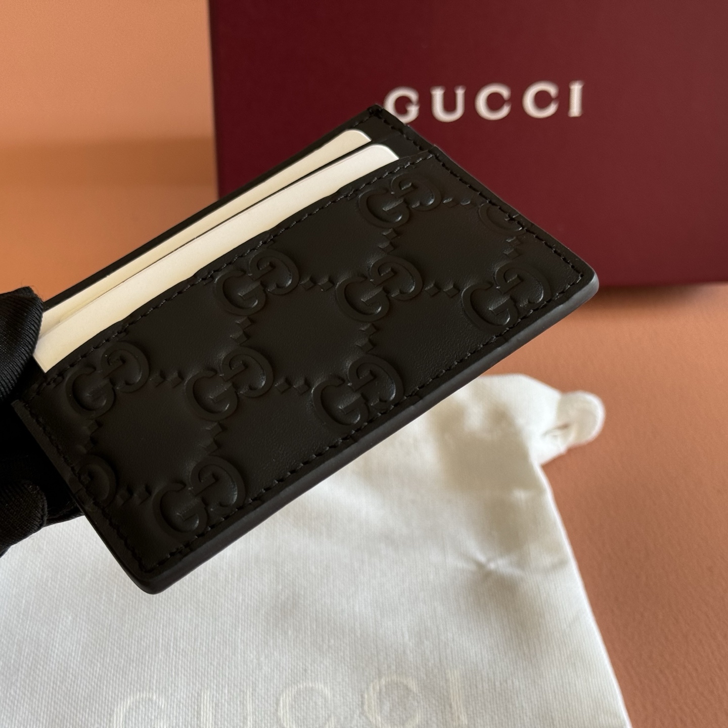 Gucci Basic Bag Cow Leather Black M-l