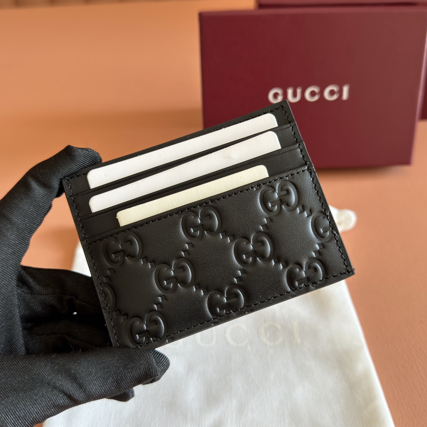 Gucci Basic Bag Cow Leather Black M-l