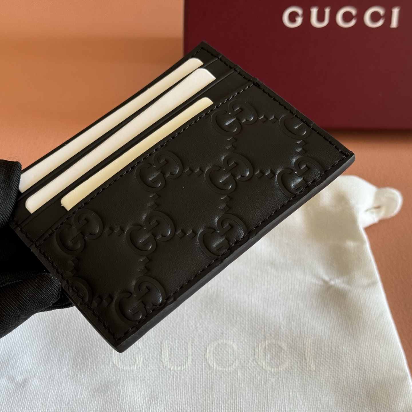 Gucci Basic Bag Cow Leather Black M-l