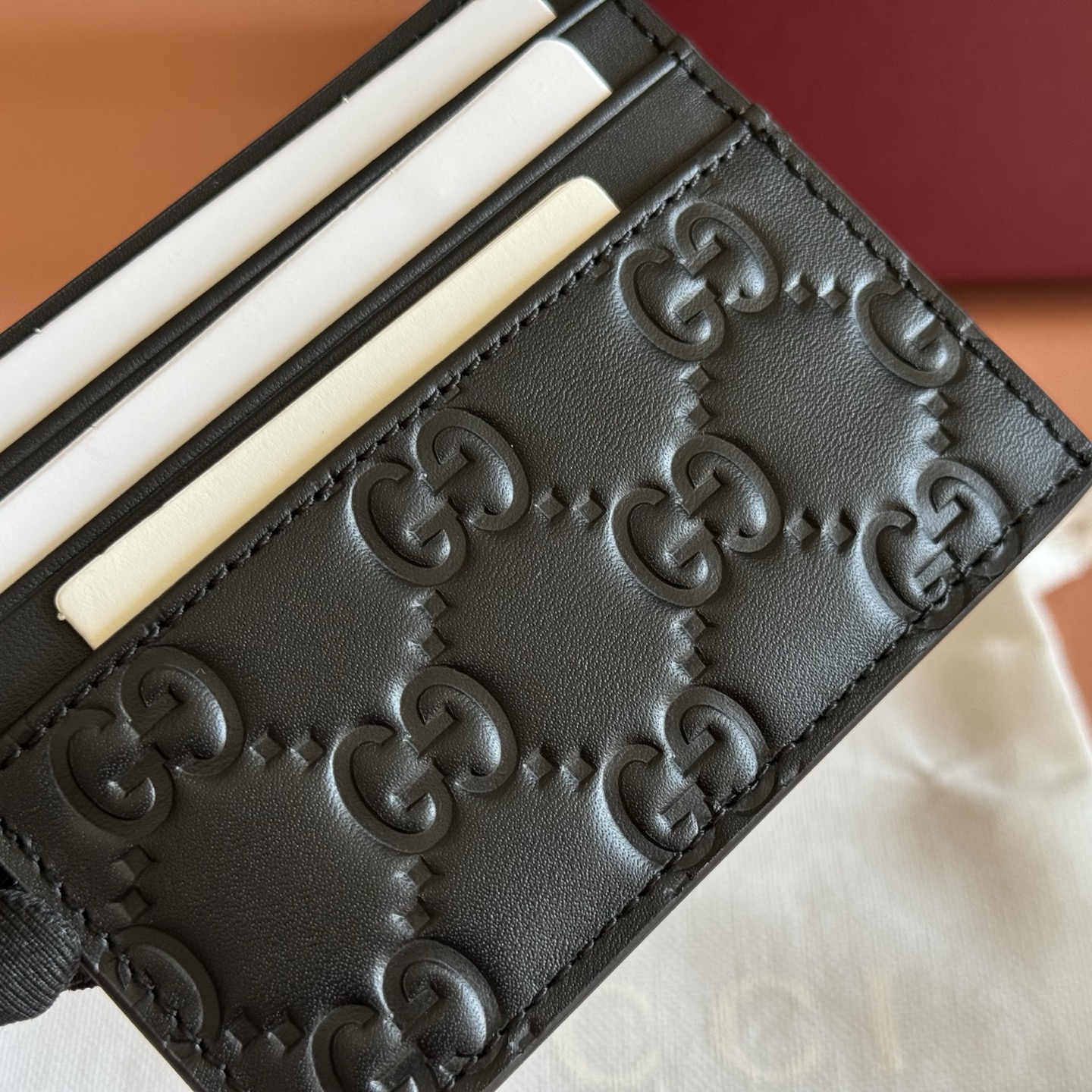 Gucci Basic Bag Cow Leather Black M-l