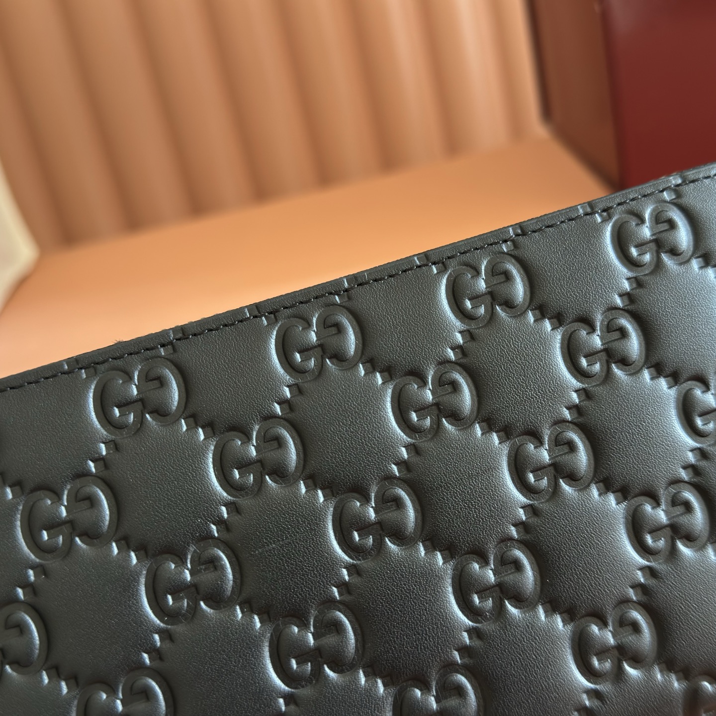 Gucci Basic Bag Cow Leather Black M-l