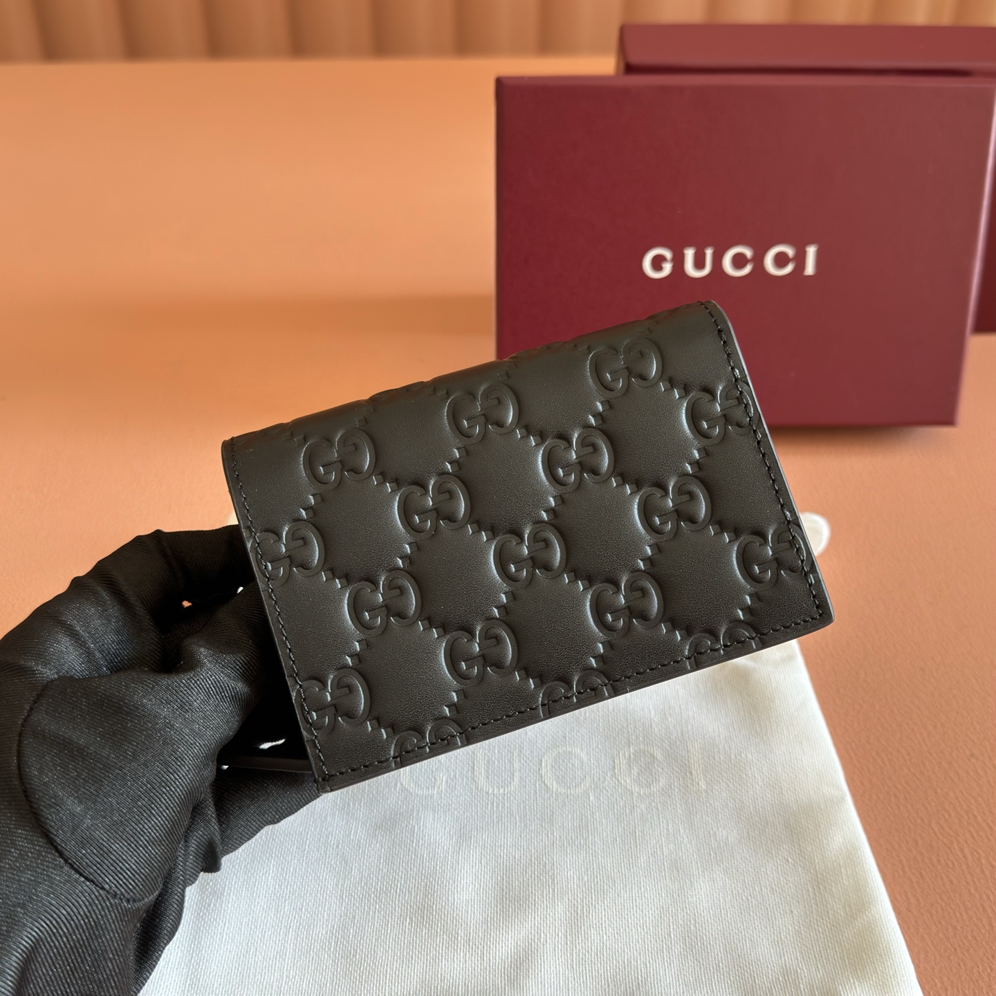 Gucci Basic Bag Cow Leather Black M-l