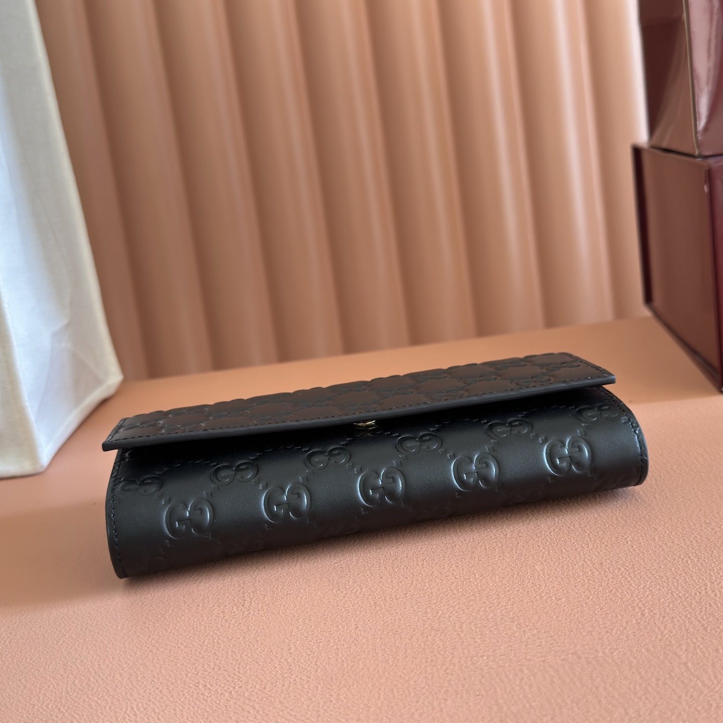 Gucci Basic Bag Cow Leather Black M-l