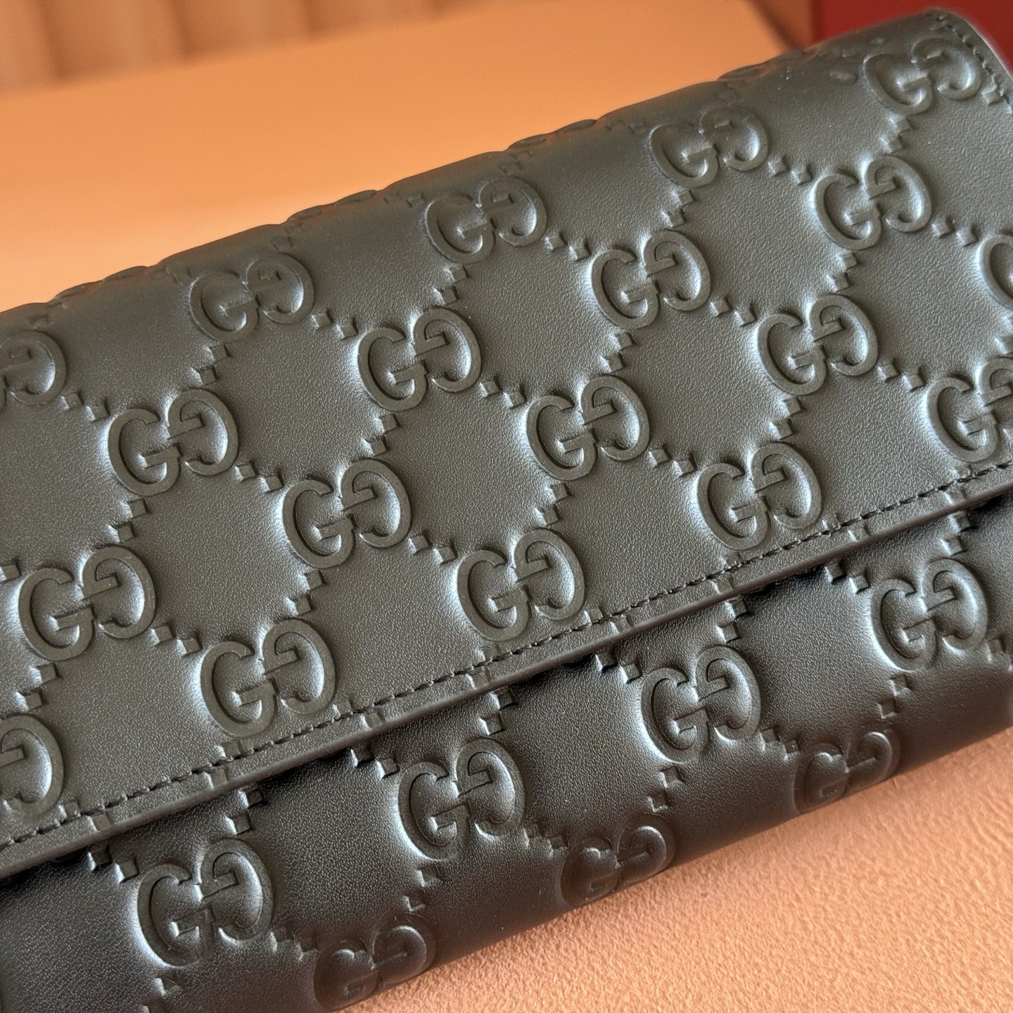 Gucci Basic Bag Cow Leather Black M-l