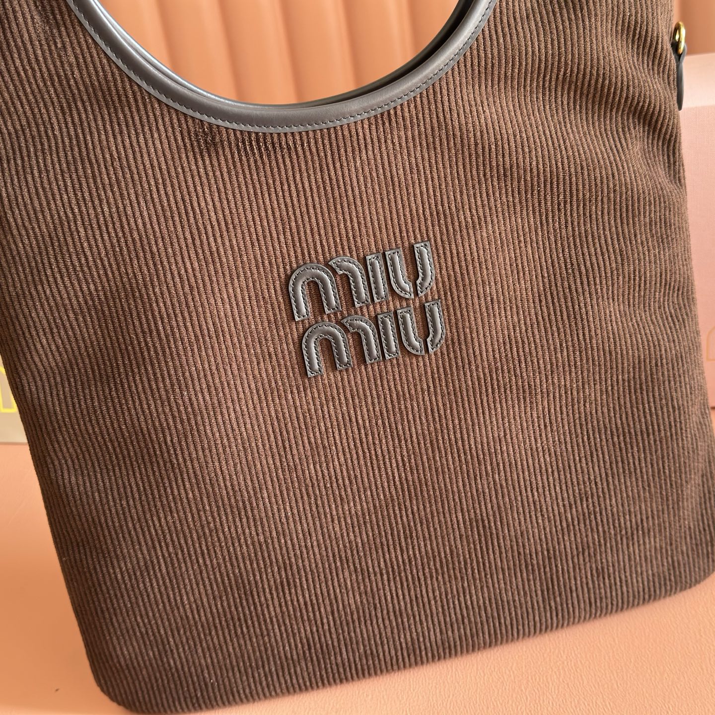 Miu Miu Female Tote Bag Gold M-40cm
