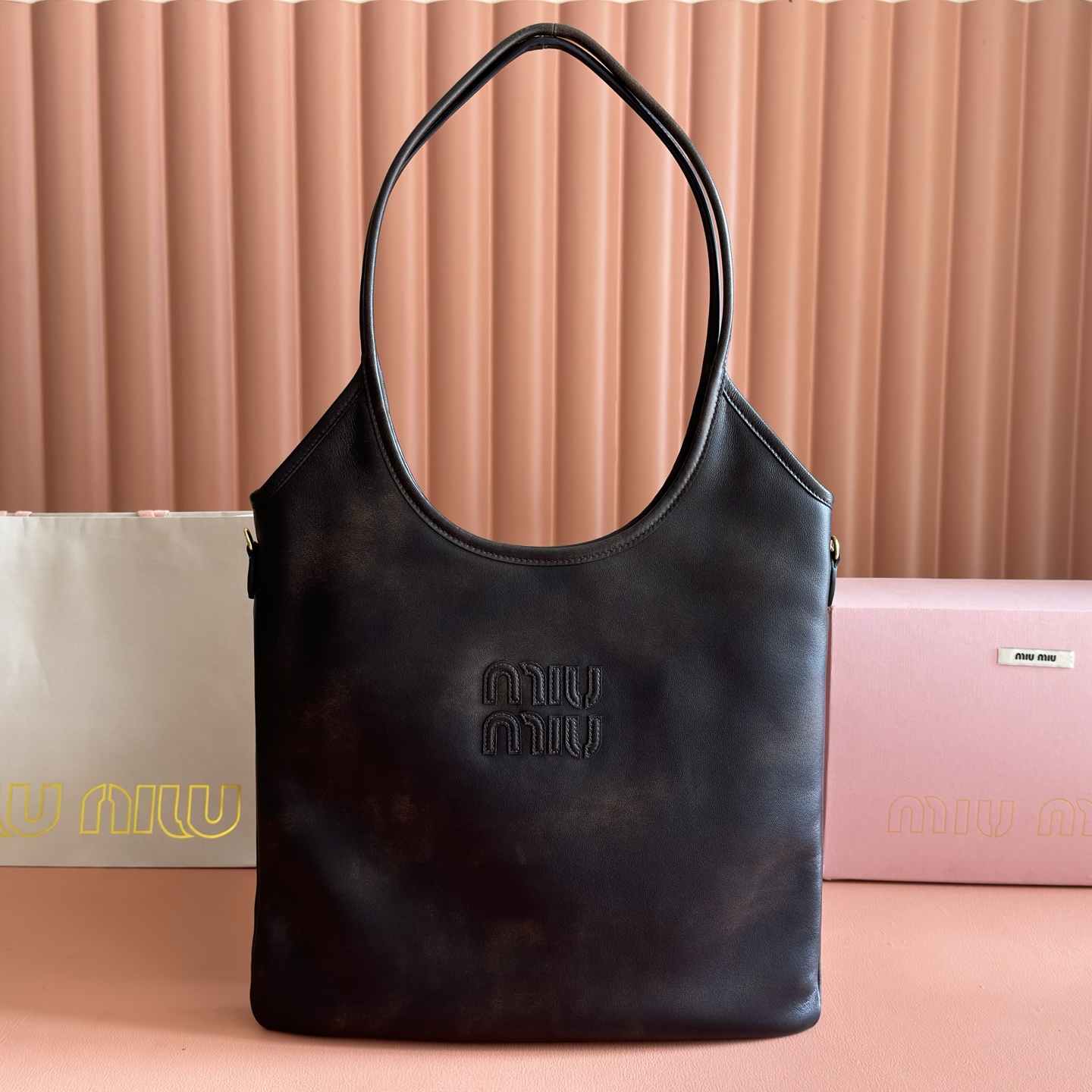 Miu Miu Female Tote Bag Cow Leather Gold M-40cm