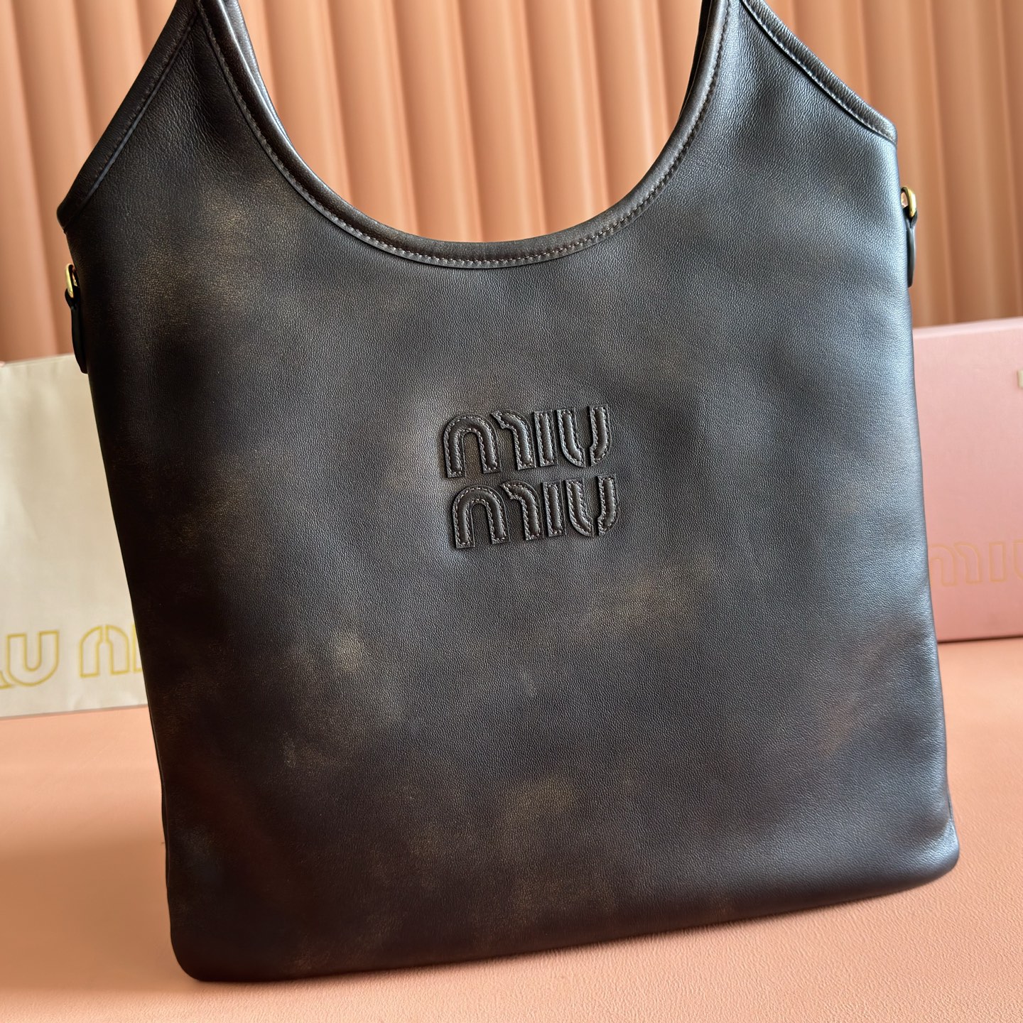 Miu Miu Female Tote Bag Cow Leather Gold M-40cm
