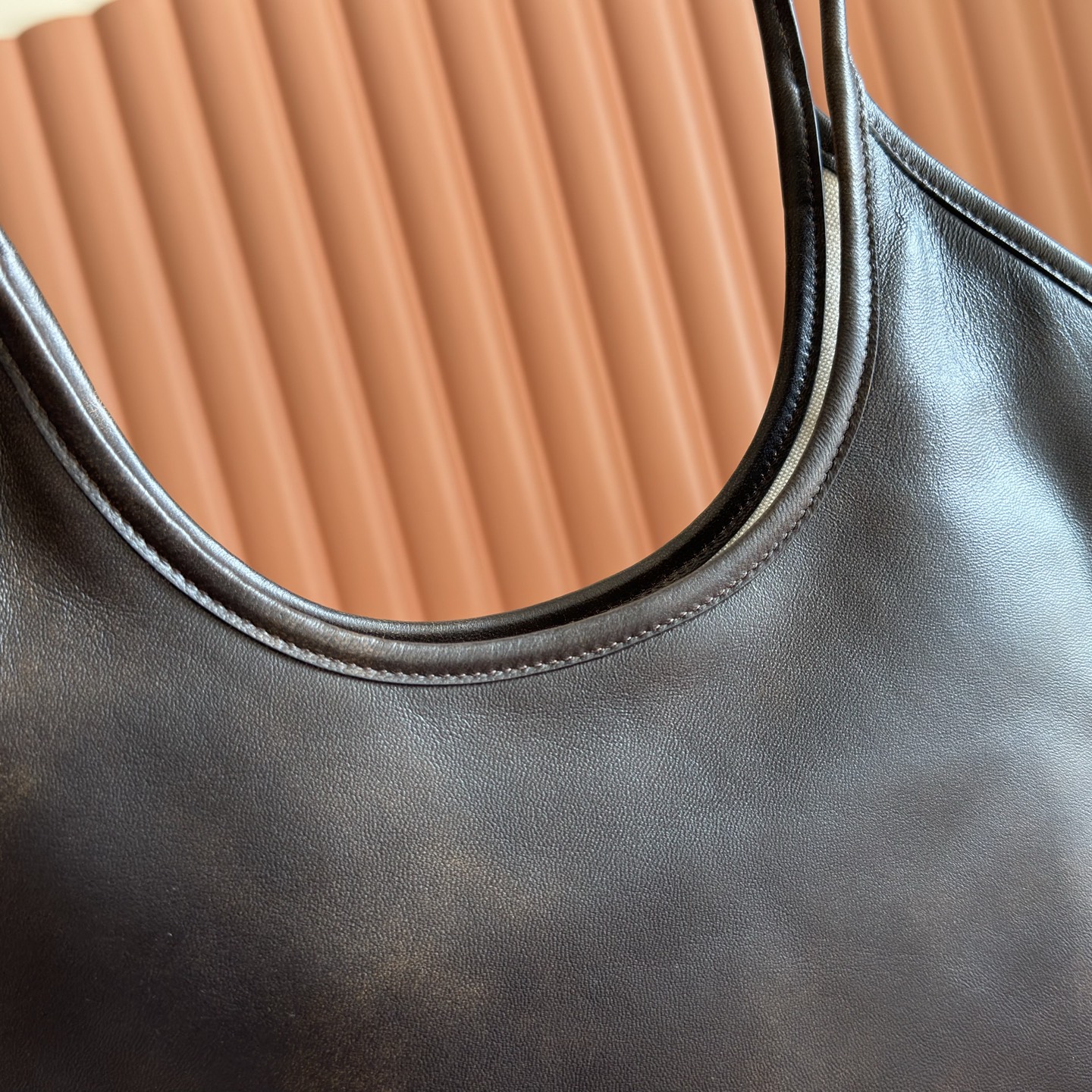 Miu Miu Female Tote Bag Cow Leather Gold M-40cm