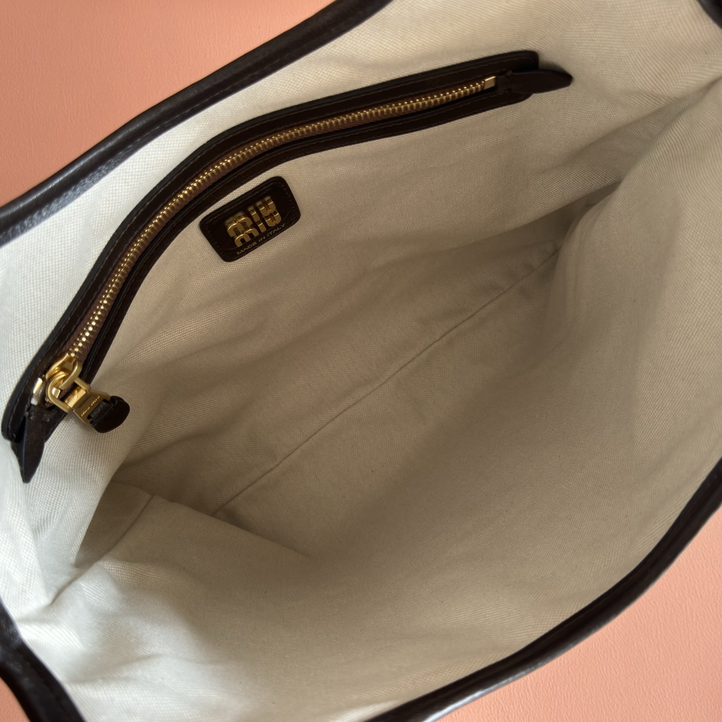 Miu Miu Female Tote Bag Cow Leather Gold M-40cm