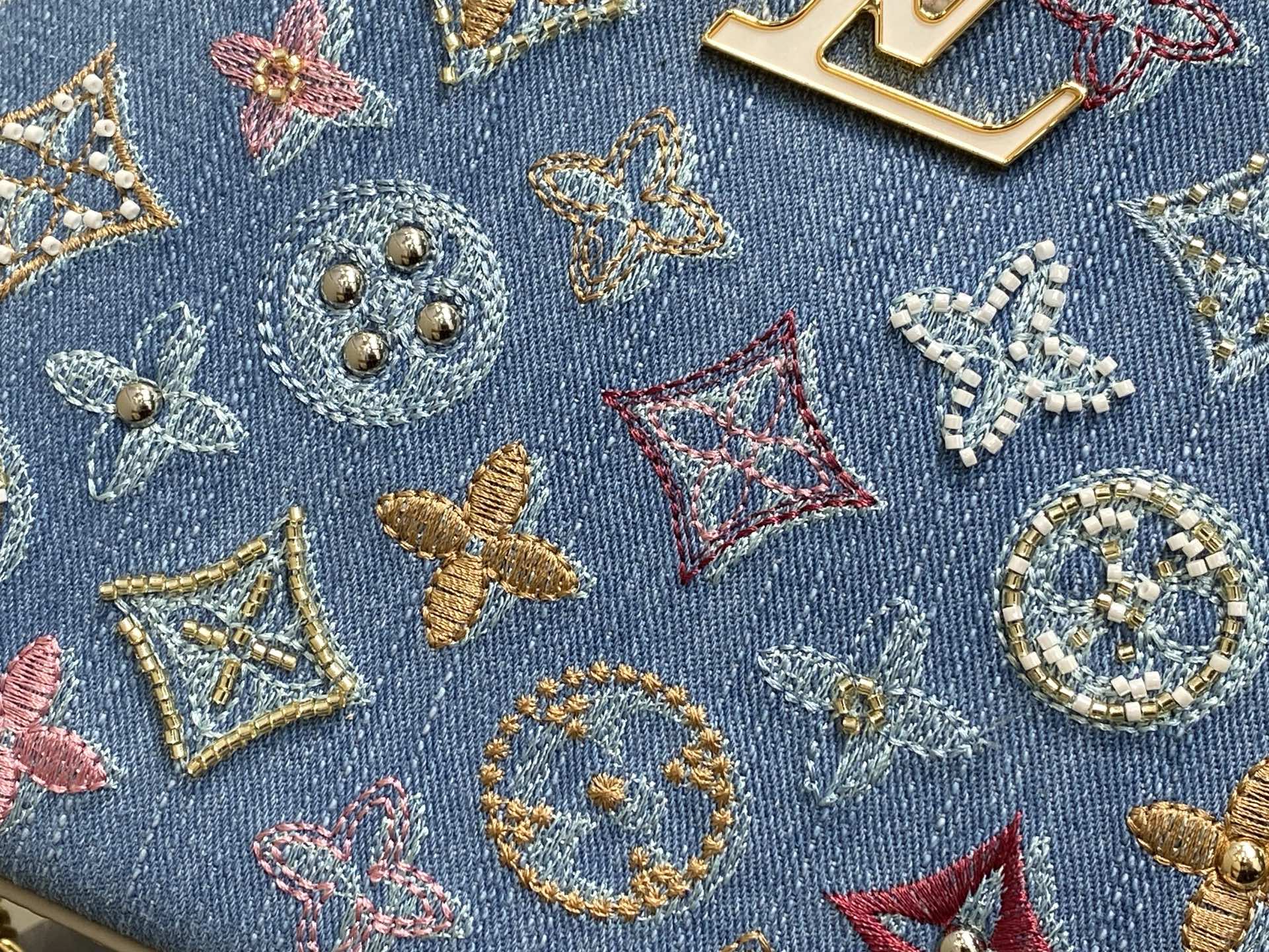 Louis Vuitton Basic Bag Blue M-l-s