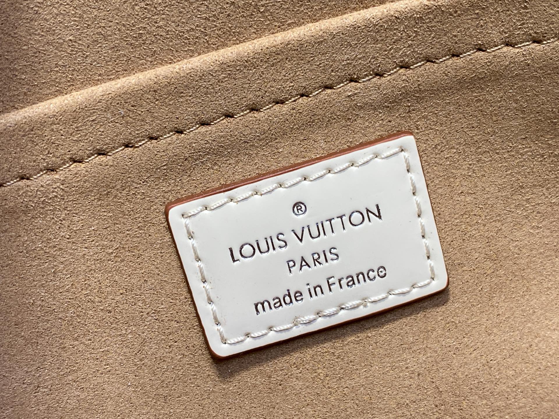 Louis Vuitton Tote Bag White M-l