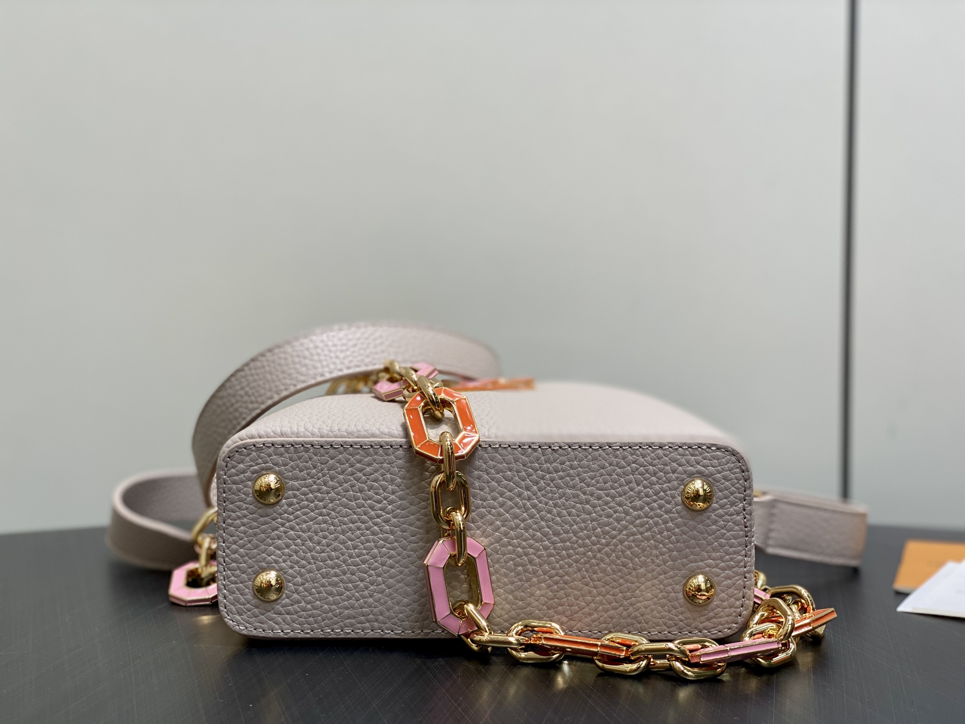 Louis Vuitton Tote Bag Gray M-l-s