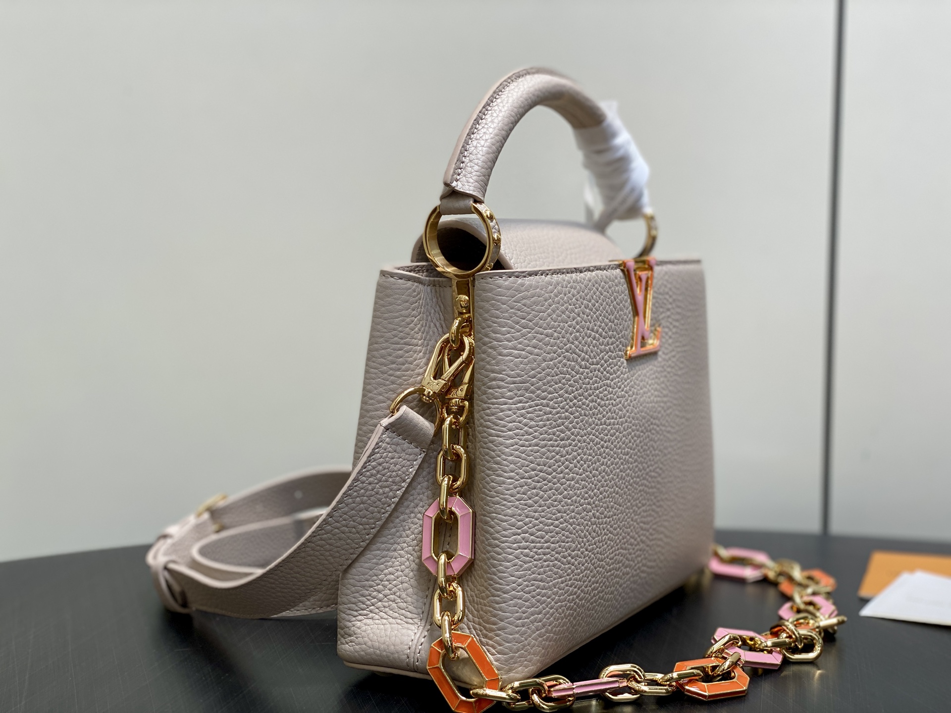 Louis Vuitton Tote Bag Gray M-l-s