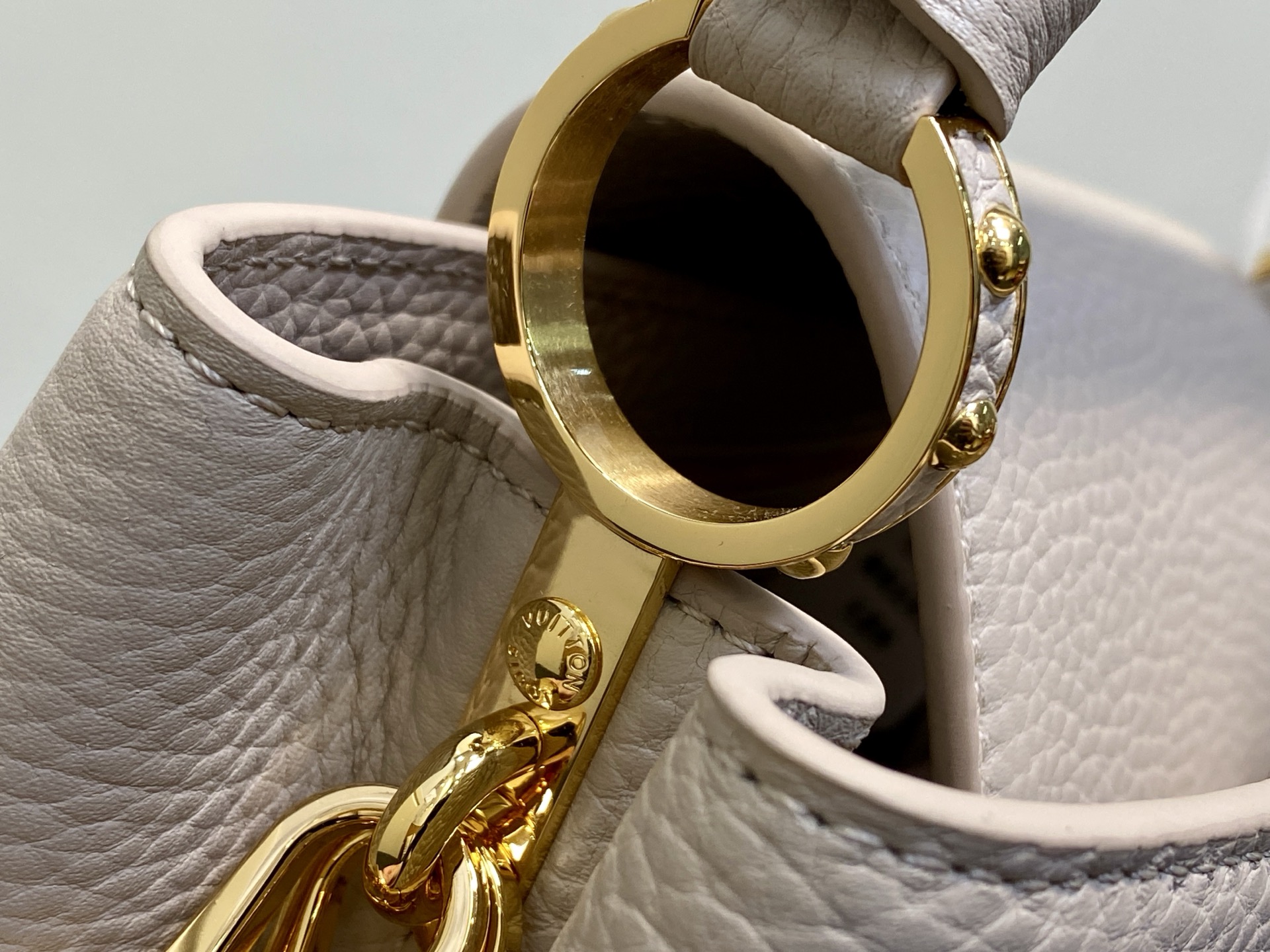 Louis Vuitton Tote Bag Gray M-l-s