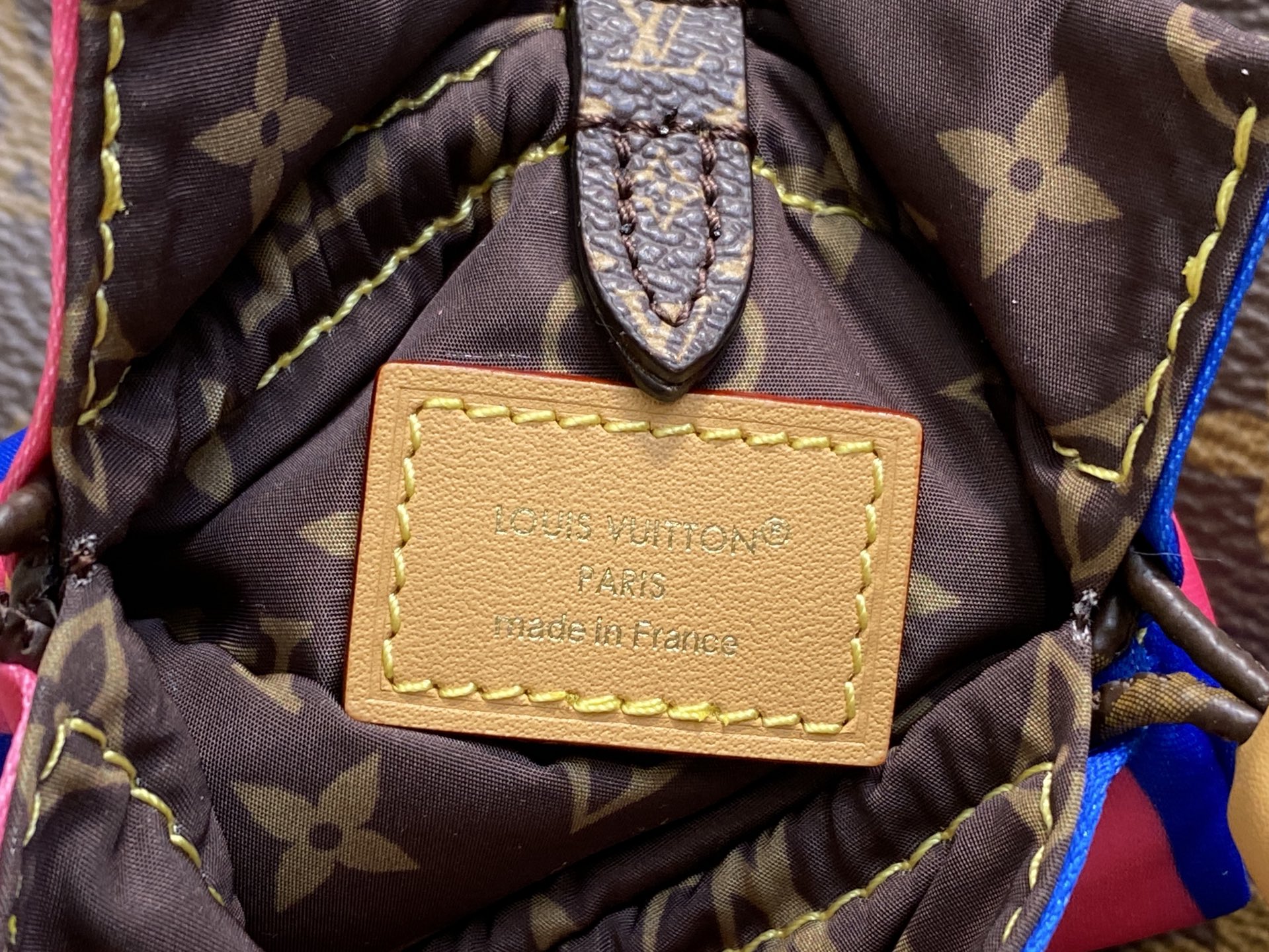 Louis Vuitton Basic Bag Canvas Pink M-s