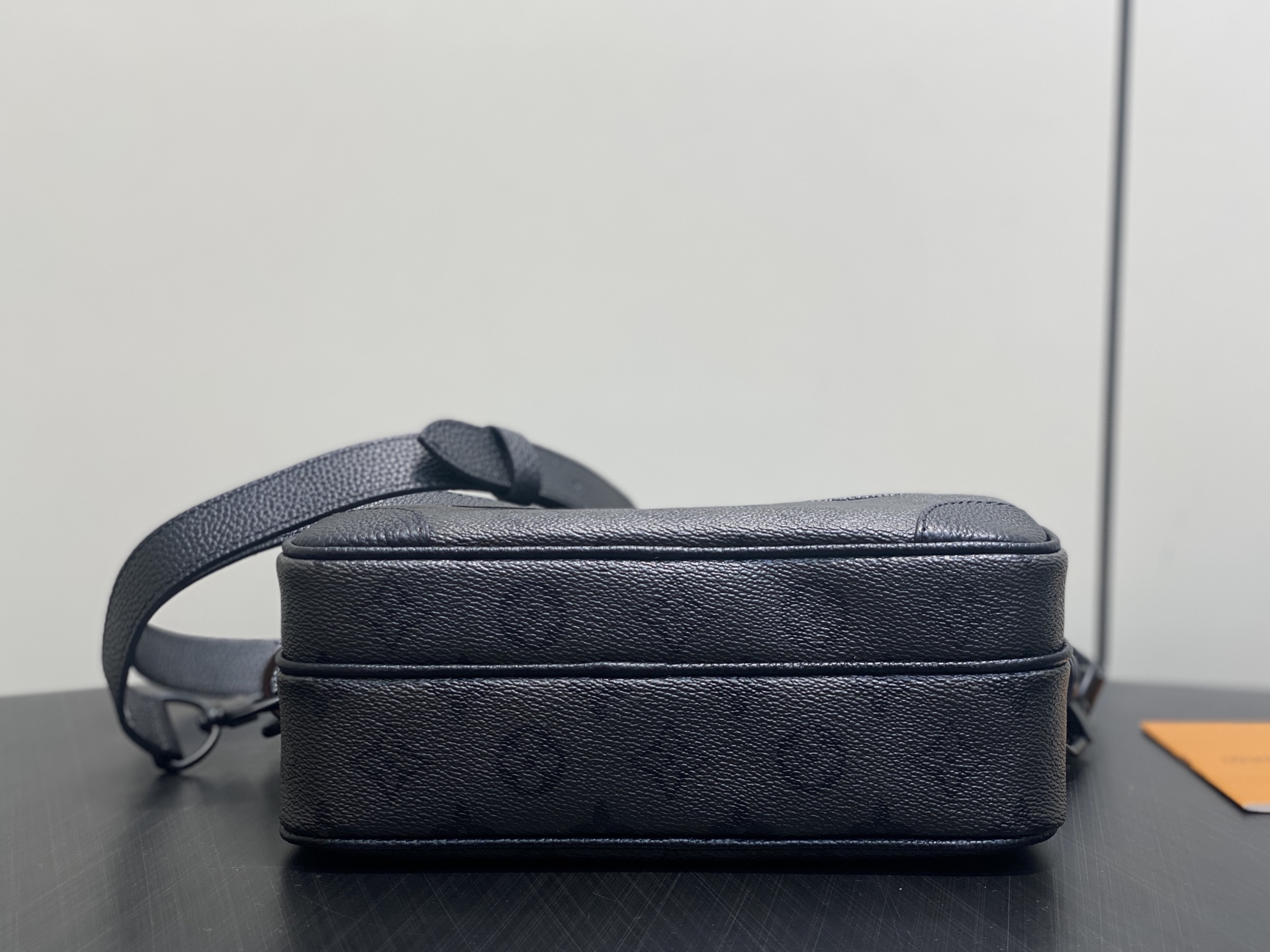 Louis Vuitton Crossbody Bag Canvas Gray M-l