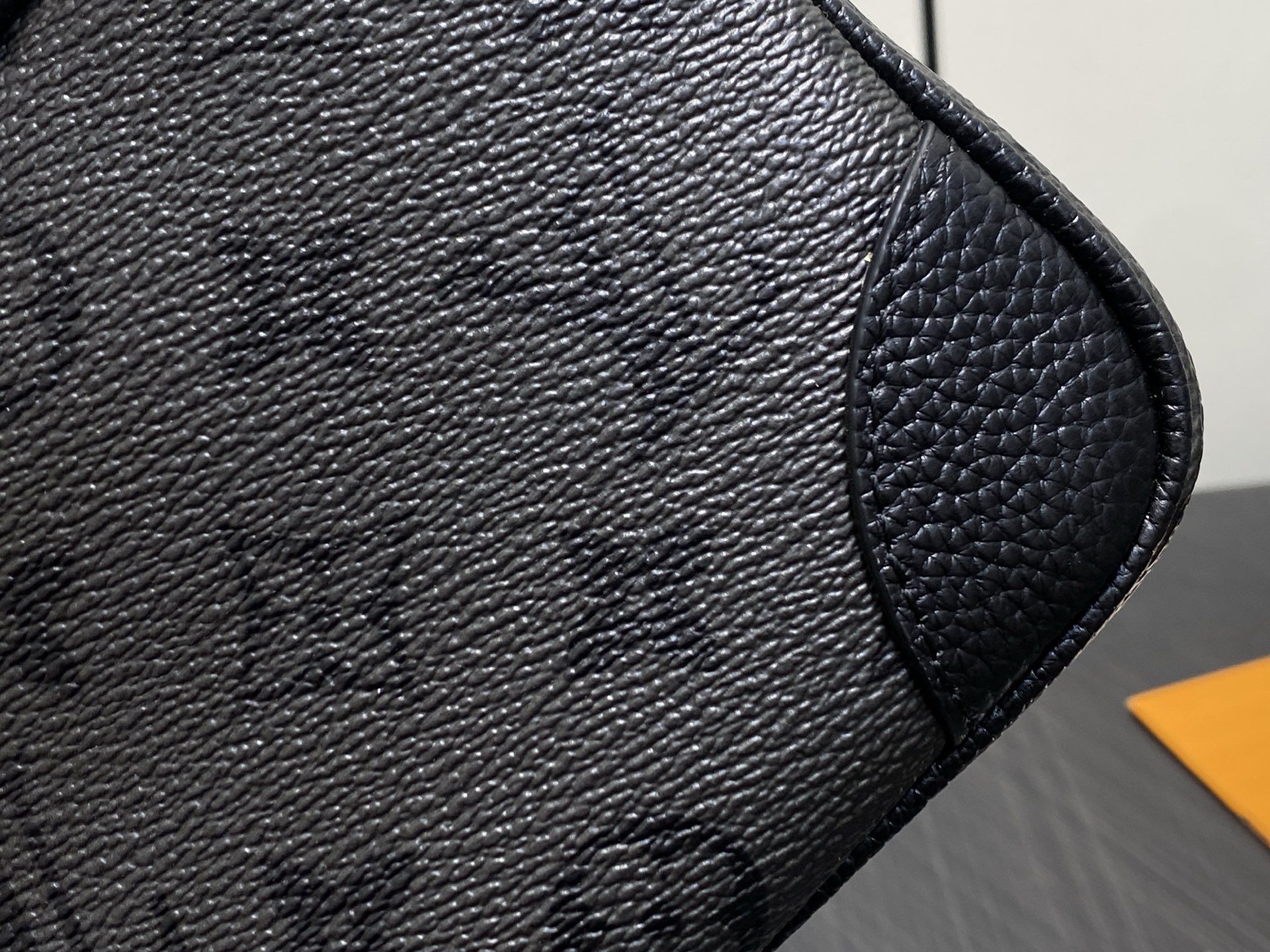 Louis Vuitton Crossbody Bag Canvas Gray M-l