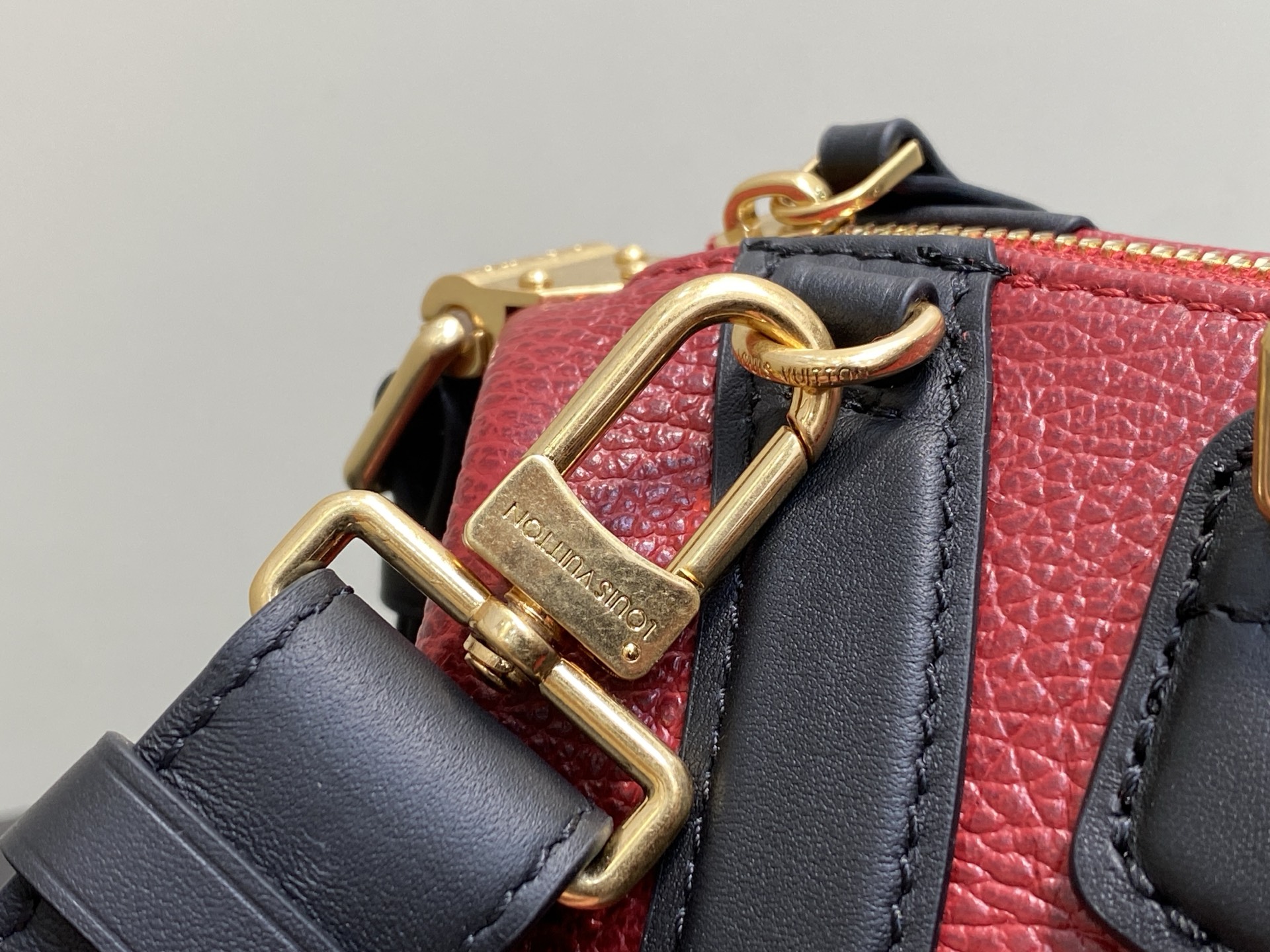 Louis Vuitton Basic Bag Sheepskin Black M-l