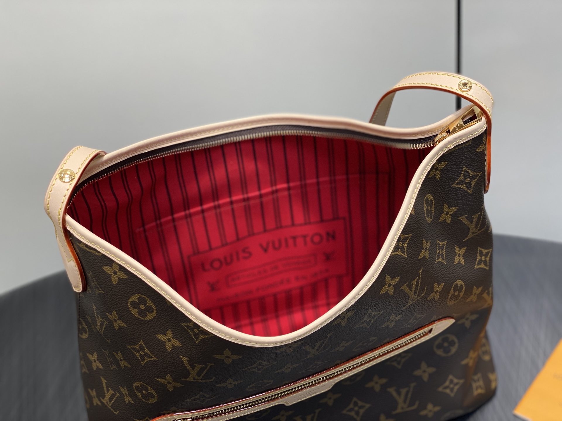 Louis Vuitton Tote Bag Canvas M-l