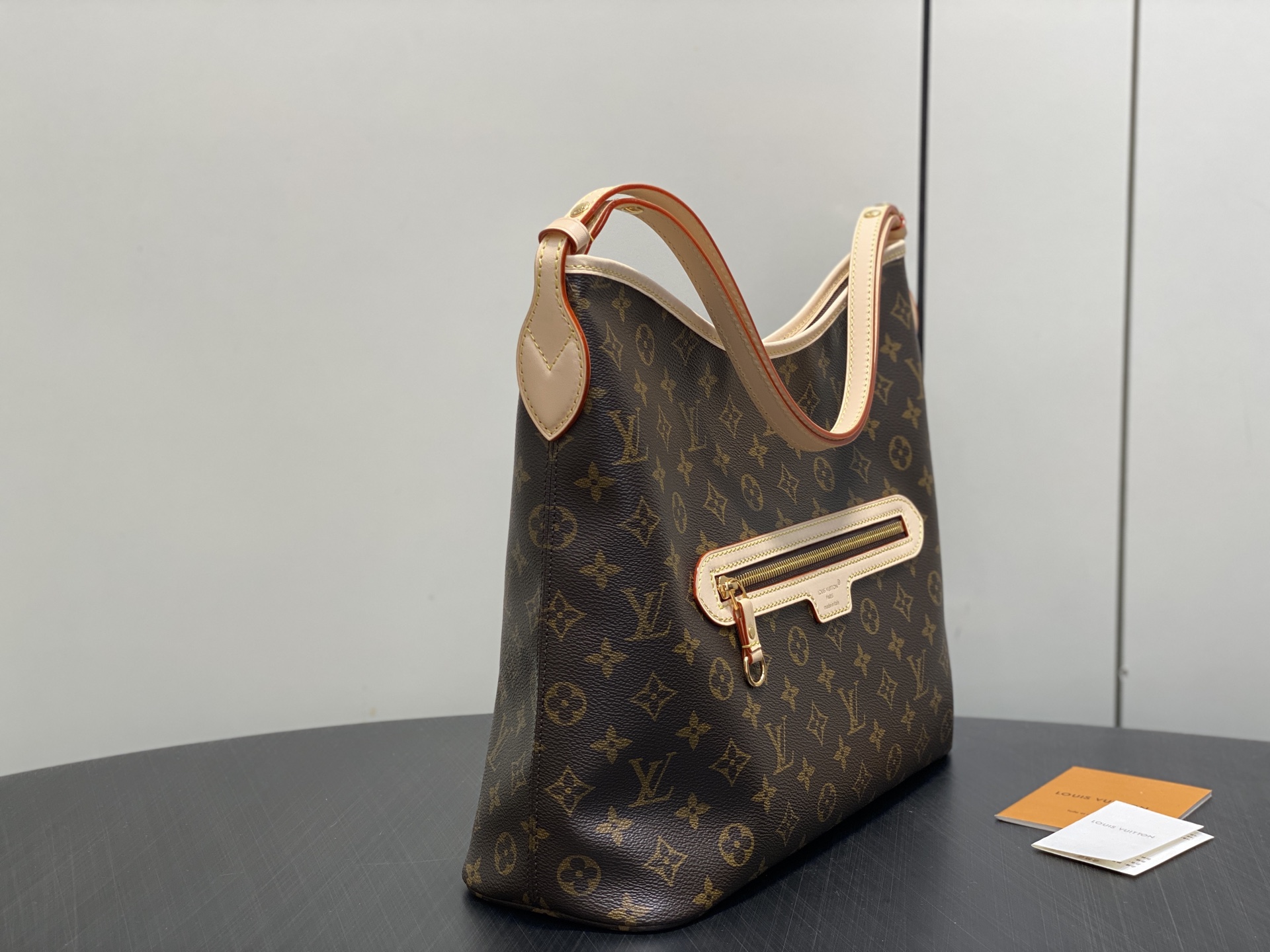 Louis Vuitton Tote Bag Canvas M-l