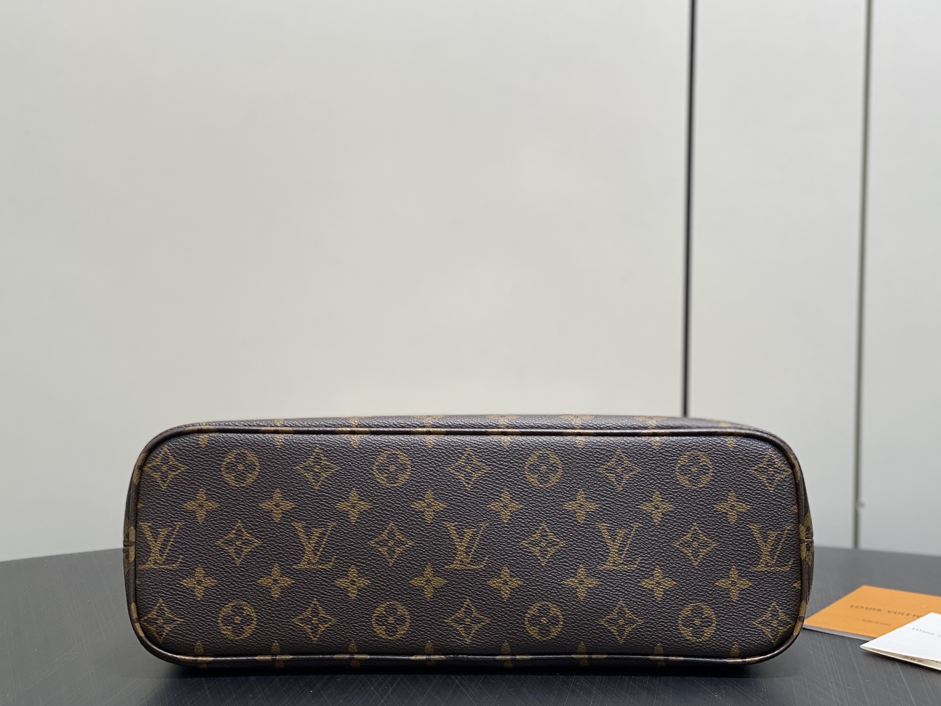 Louis Vuitton Tote Bag Canvas M-l