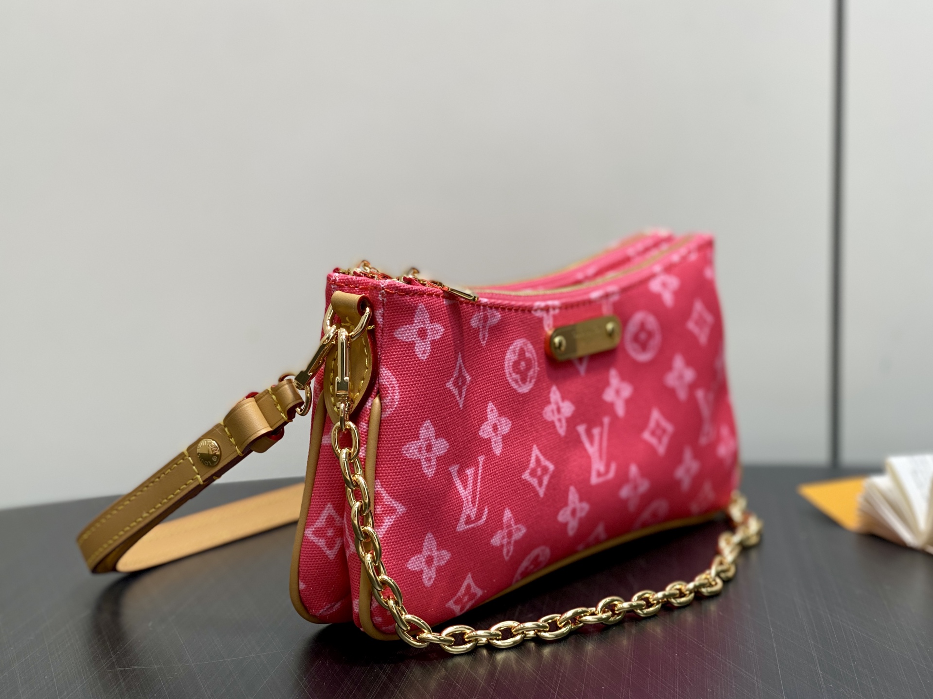 Louis Vuitton Basic Bag Cow Leather Gold M-l
