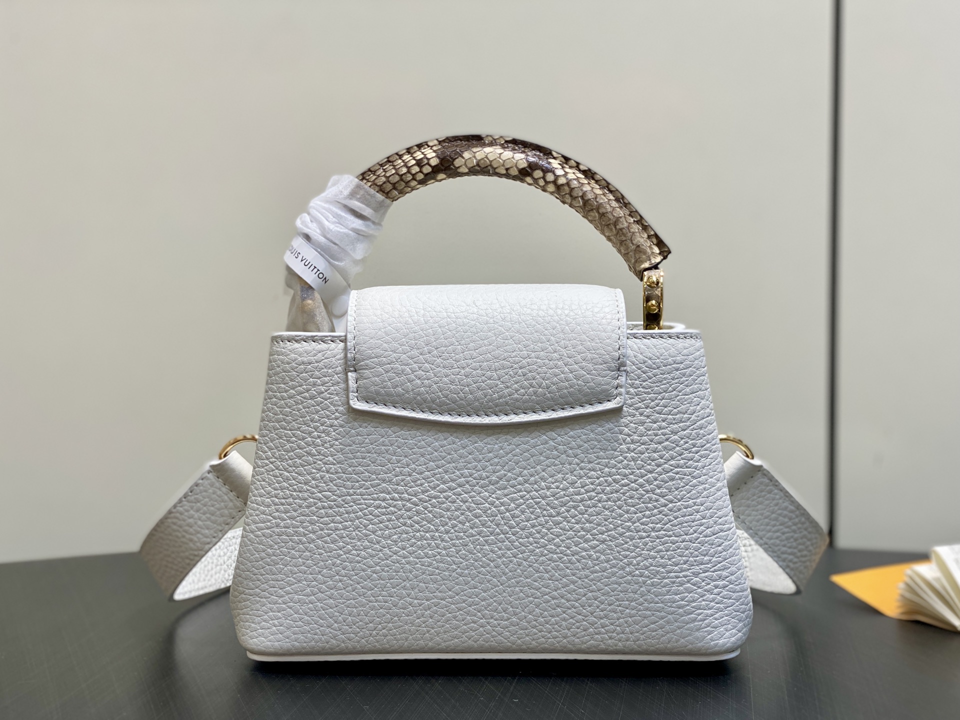 Louis Vuitton Basic Bag Cow Leather White M-l-s
